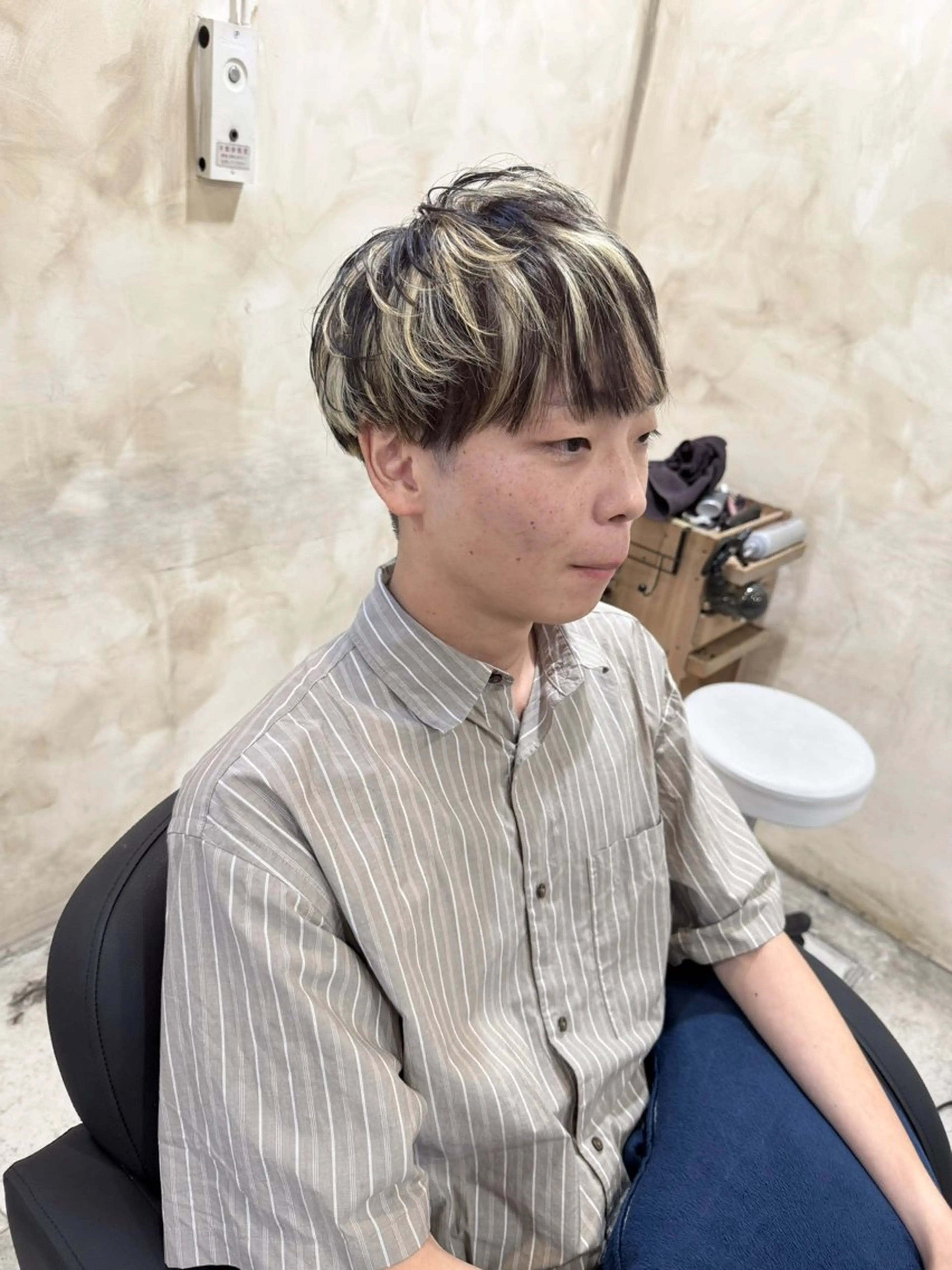 メンズカット＋ハイライトの写真