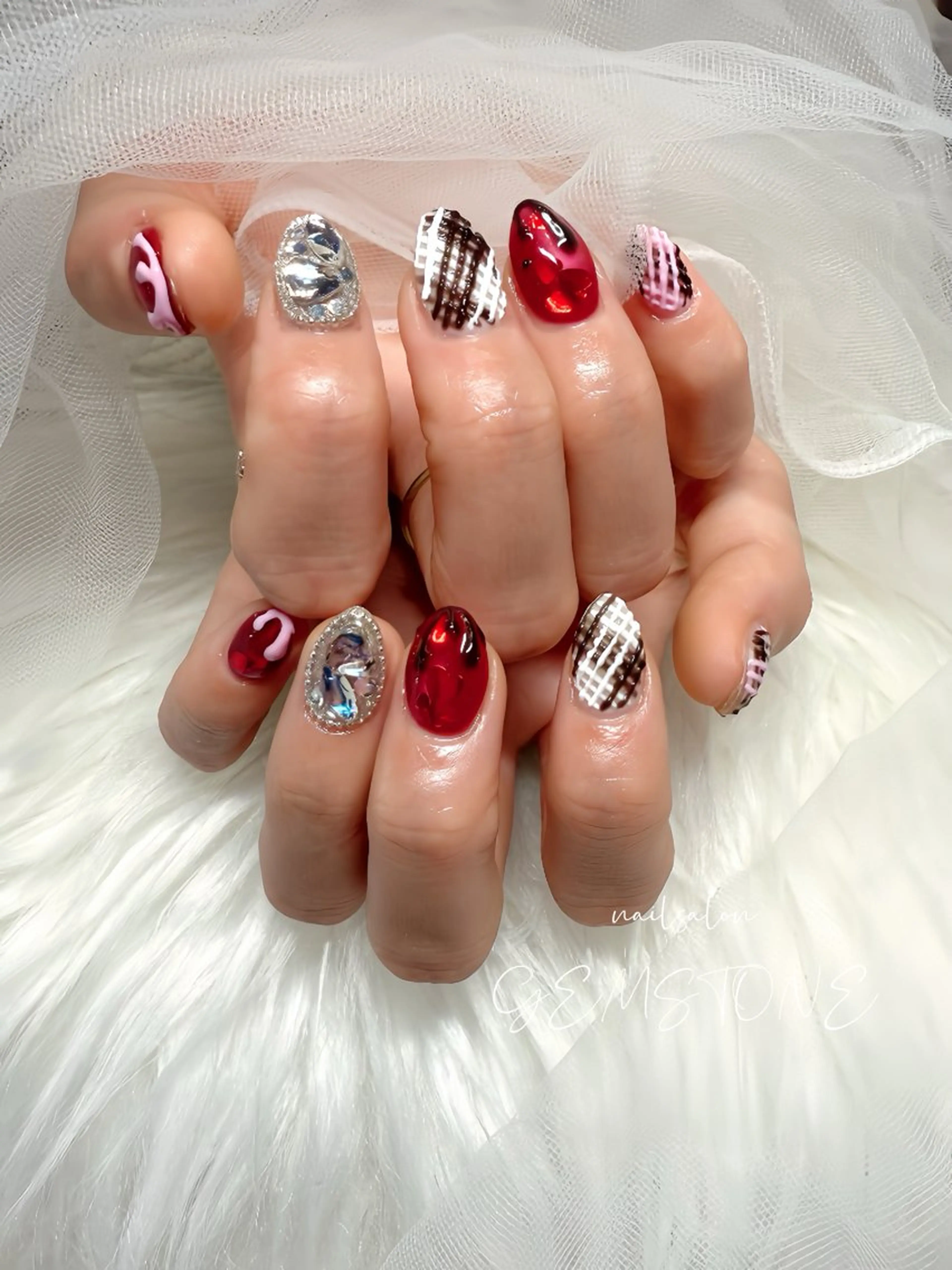 ネイル nailsalon GEMSTONEのネイルデザイン