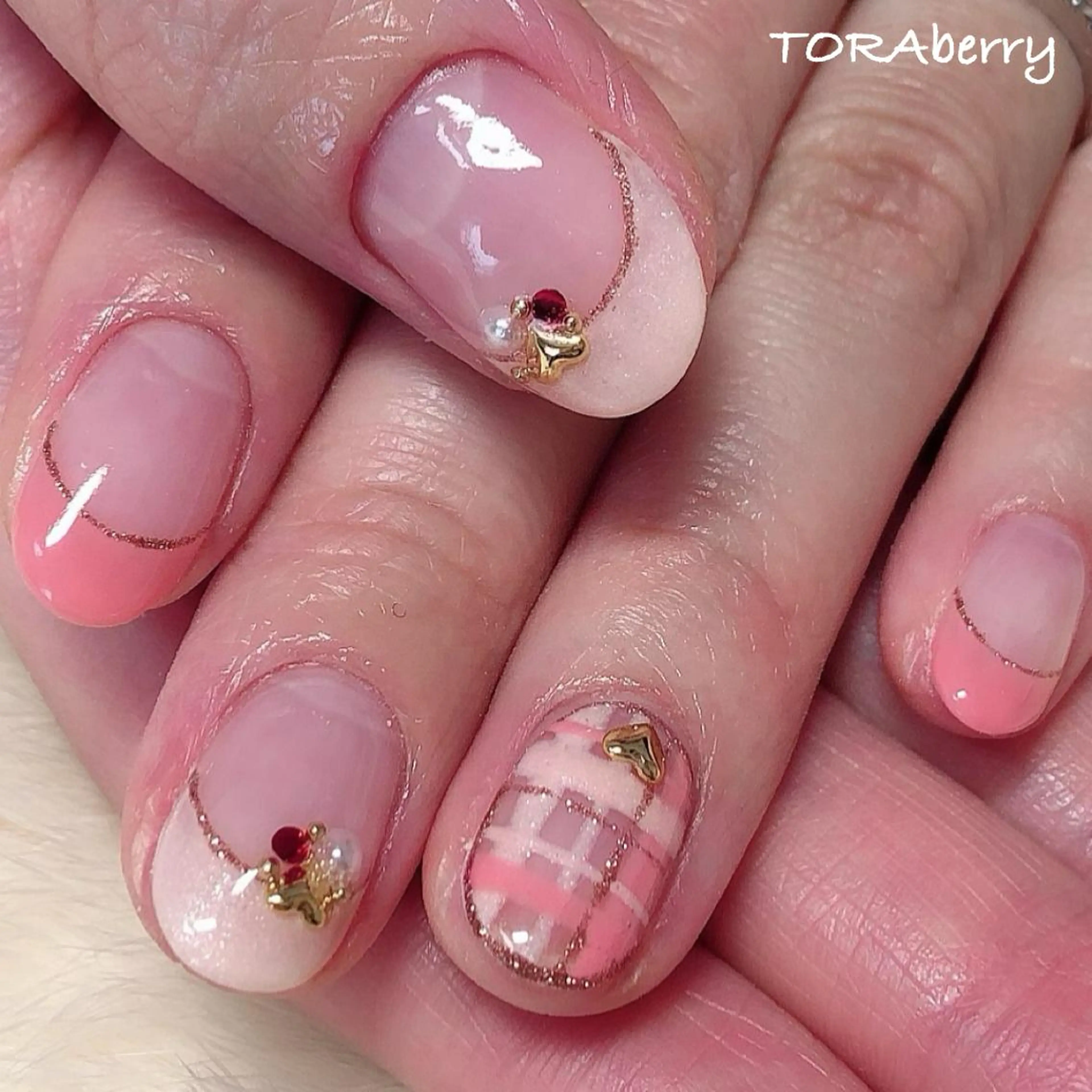 ネイル ハンドネイル ネイリスト なつみのネイルデザイン