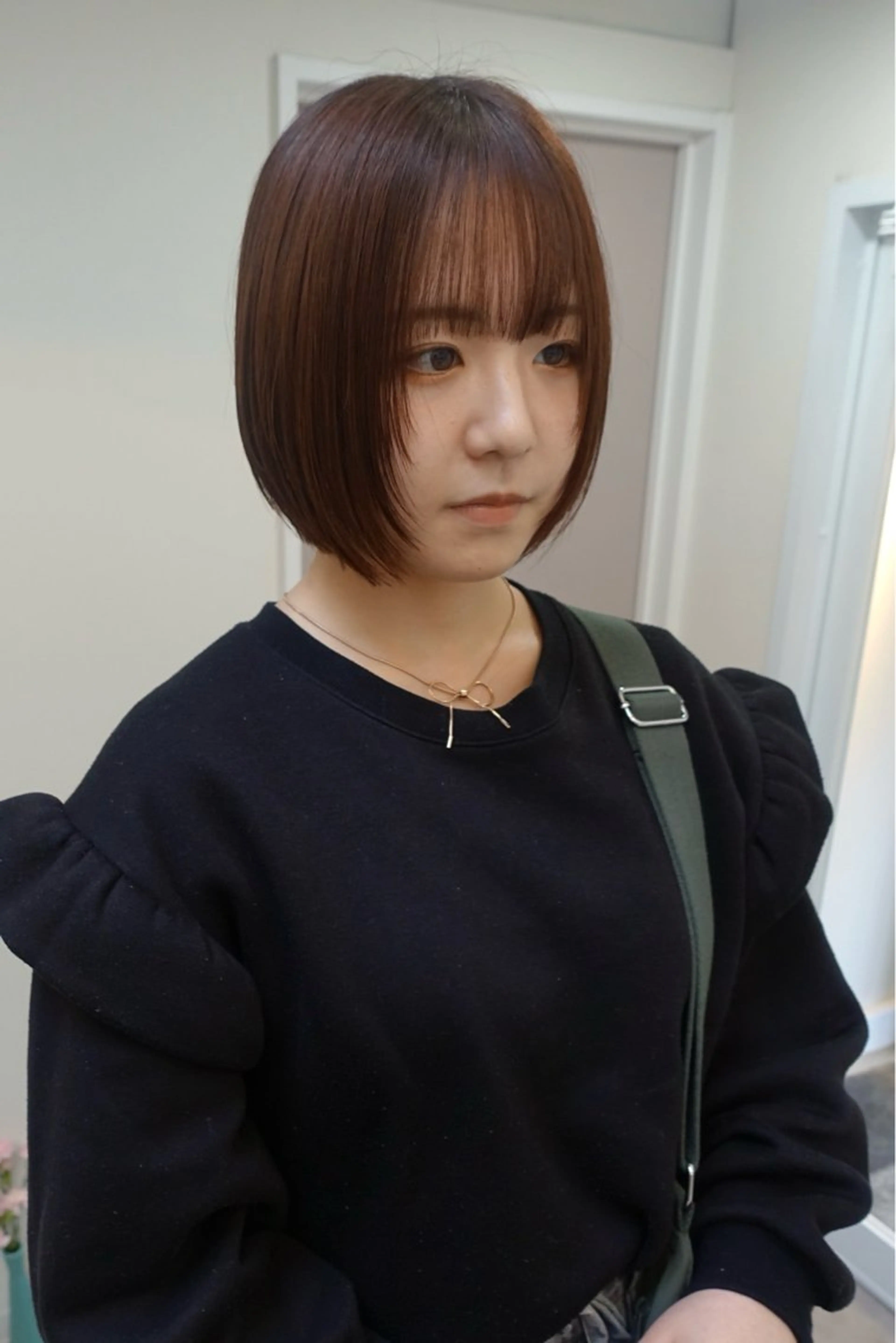 ショート ボブレイヤー ボブ 顔まわりレイヤー 顔周りカット レイヤーカット カット ヘアカラー izu 🫧のヘアスタイル