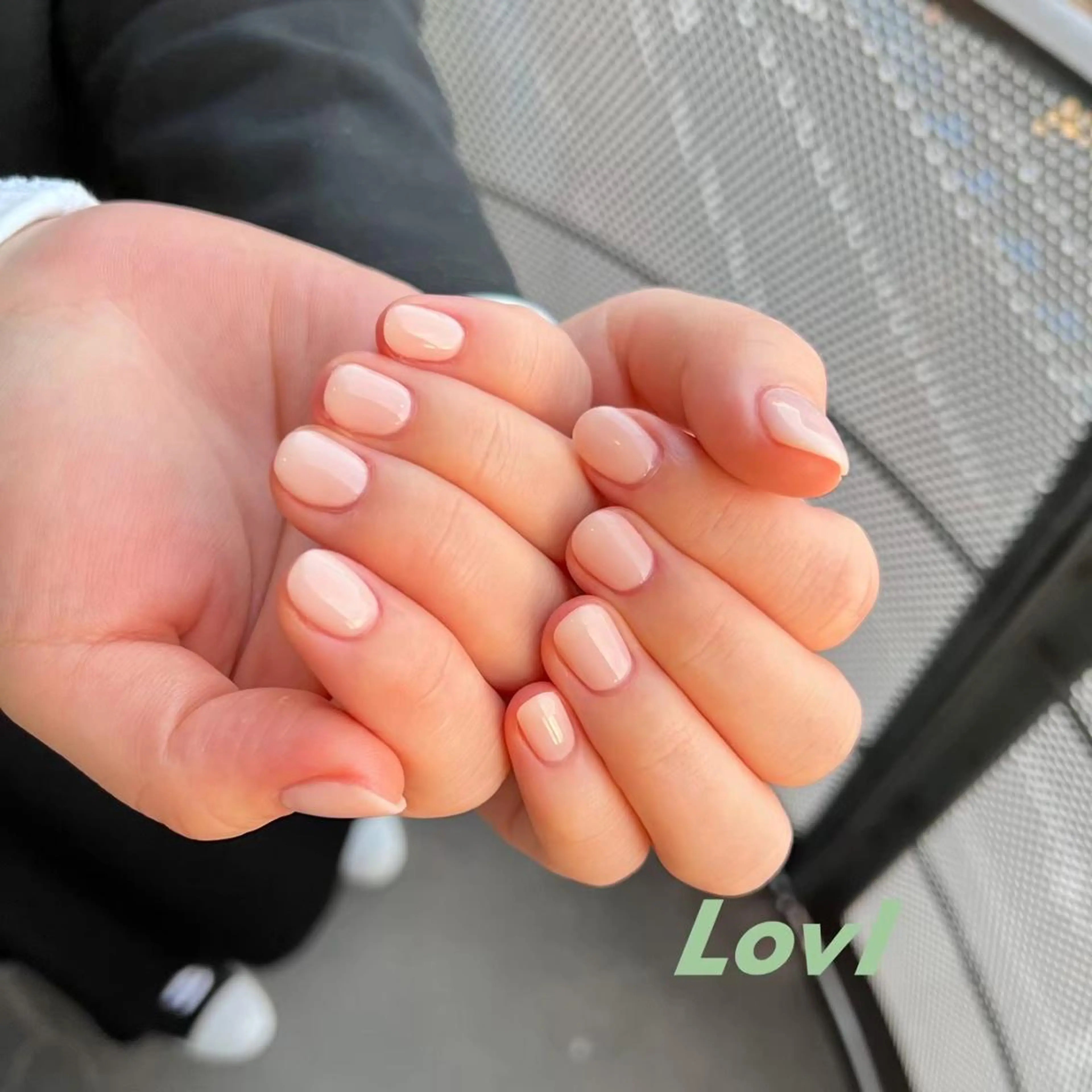 ネイル オーロラネイル マグネットネイル ワンカラーネイル Lovl nailistのネイルデザイン