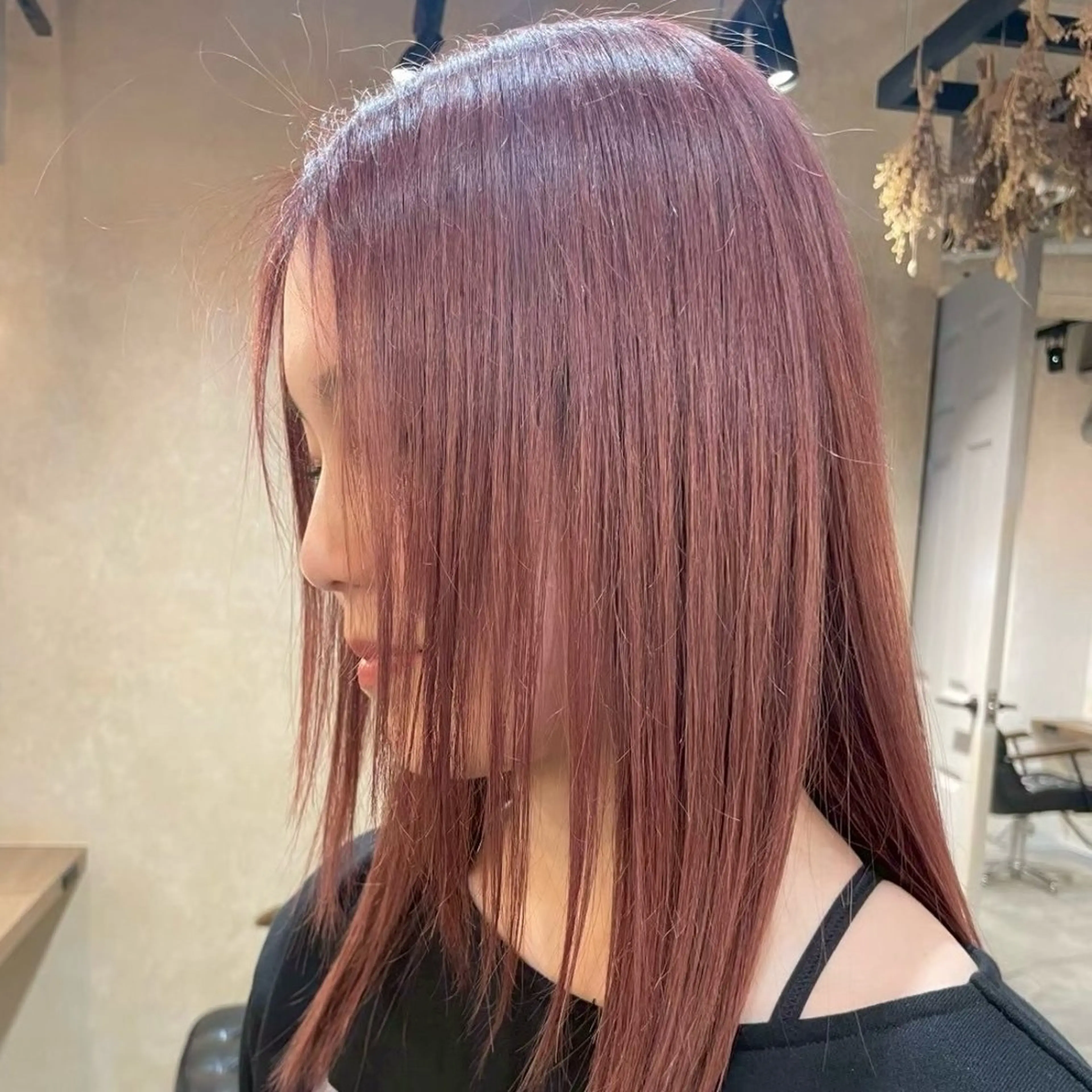 セミロング 森口 華奈のヘアスタイル