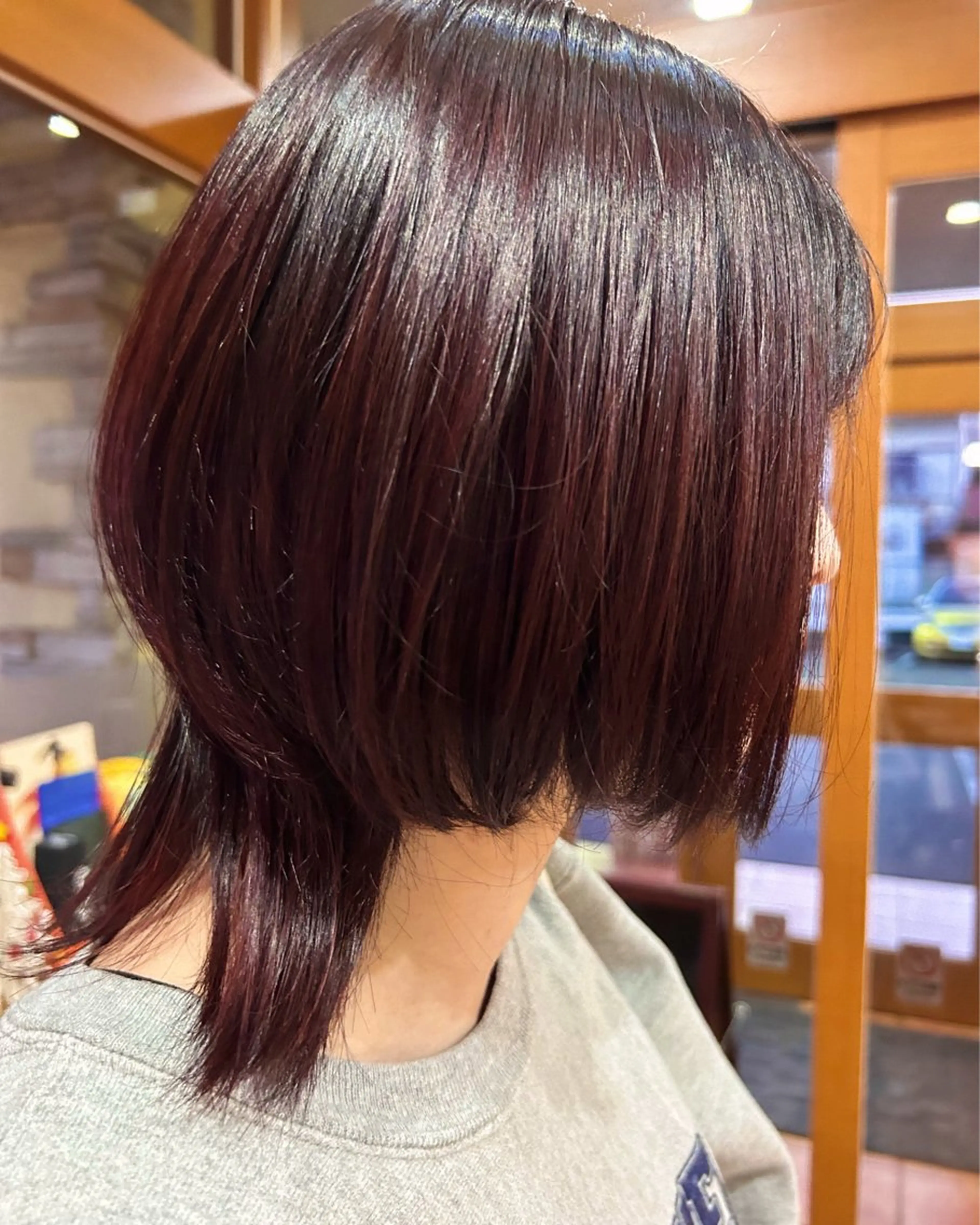 カラー レッドカラー 坂本 瑞季のヘアスタイル