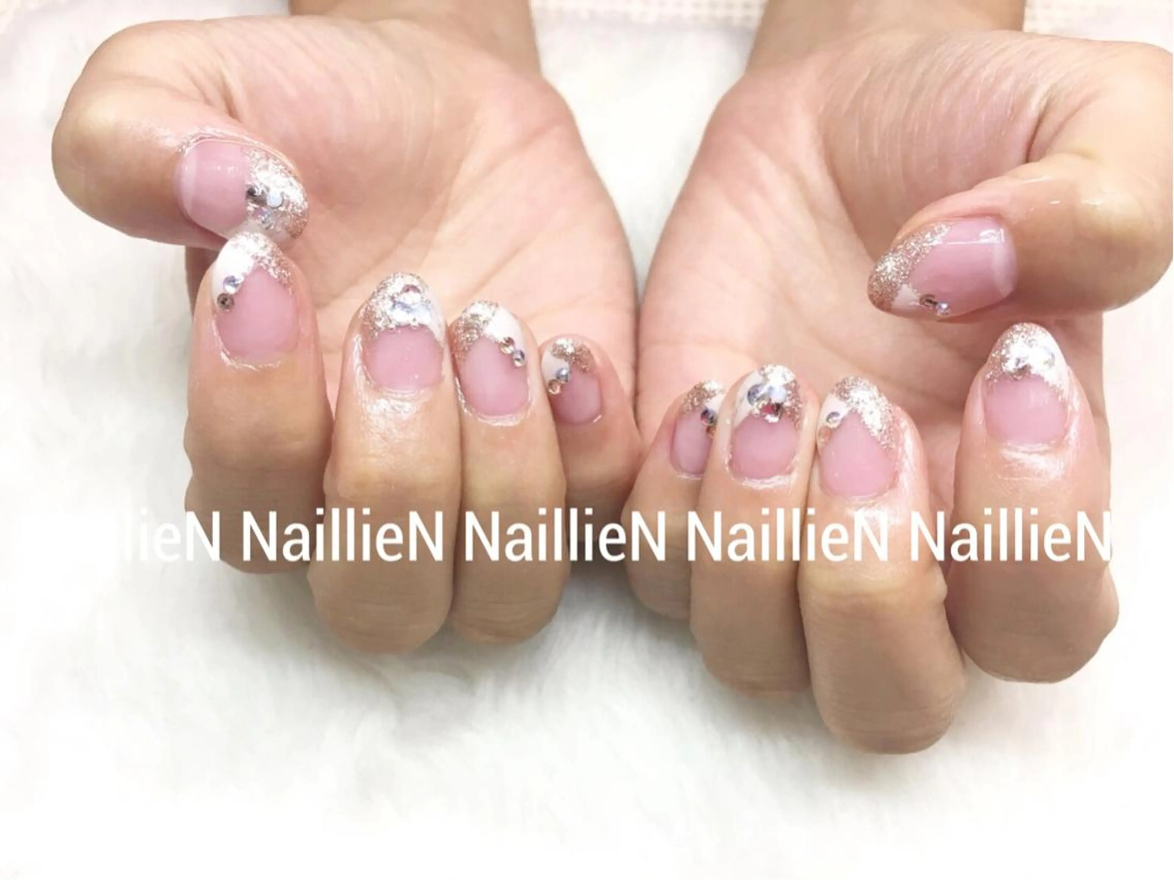 ネイル フレンチネイル 持ち込み Nail lieNのネイルデザイン