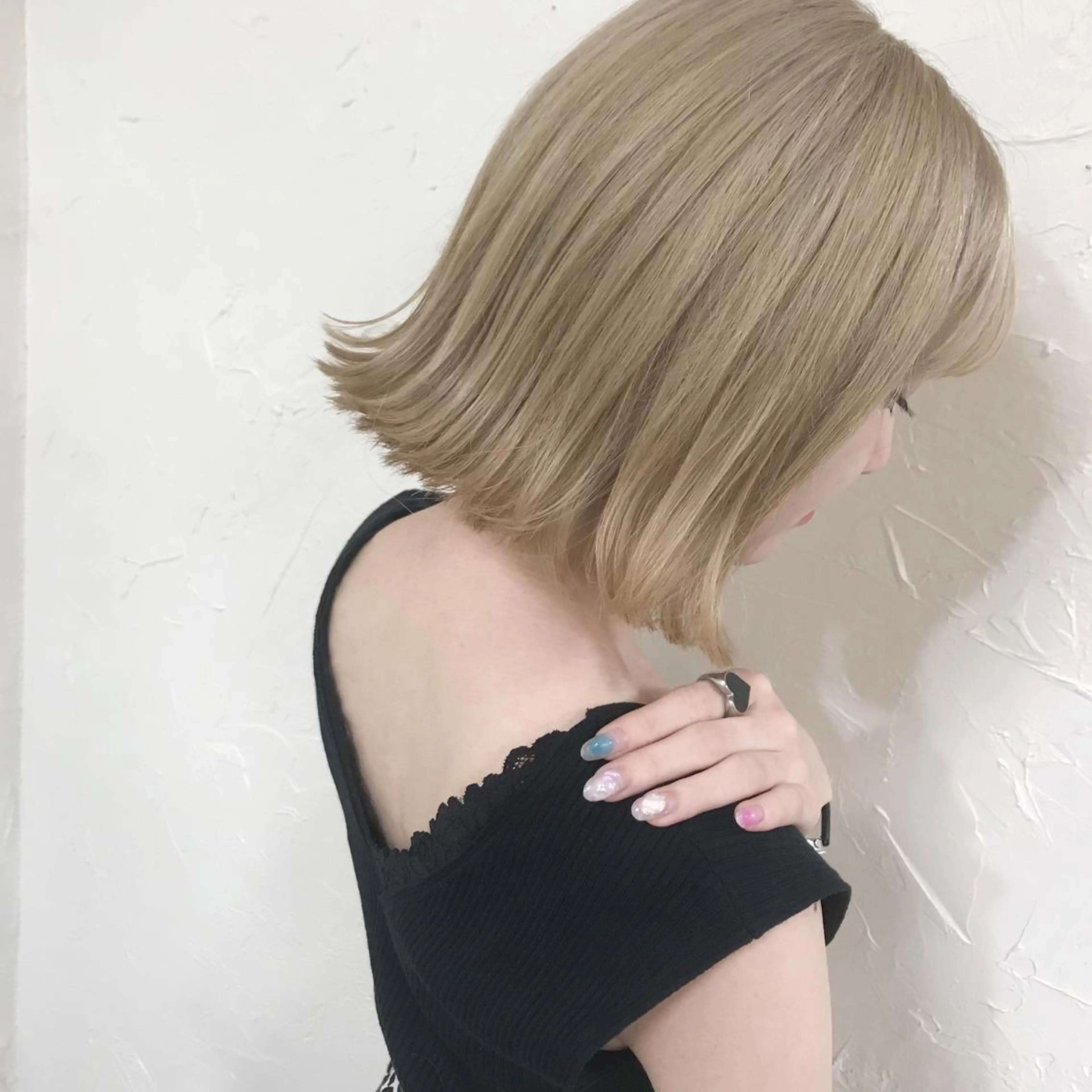 ミディアム カラー 映える顔周りカット ♥️韓国ヘア"ちぇるのヘアスタイル