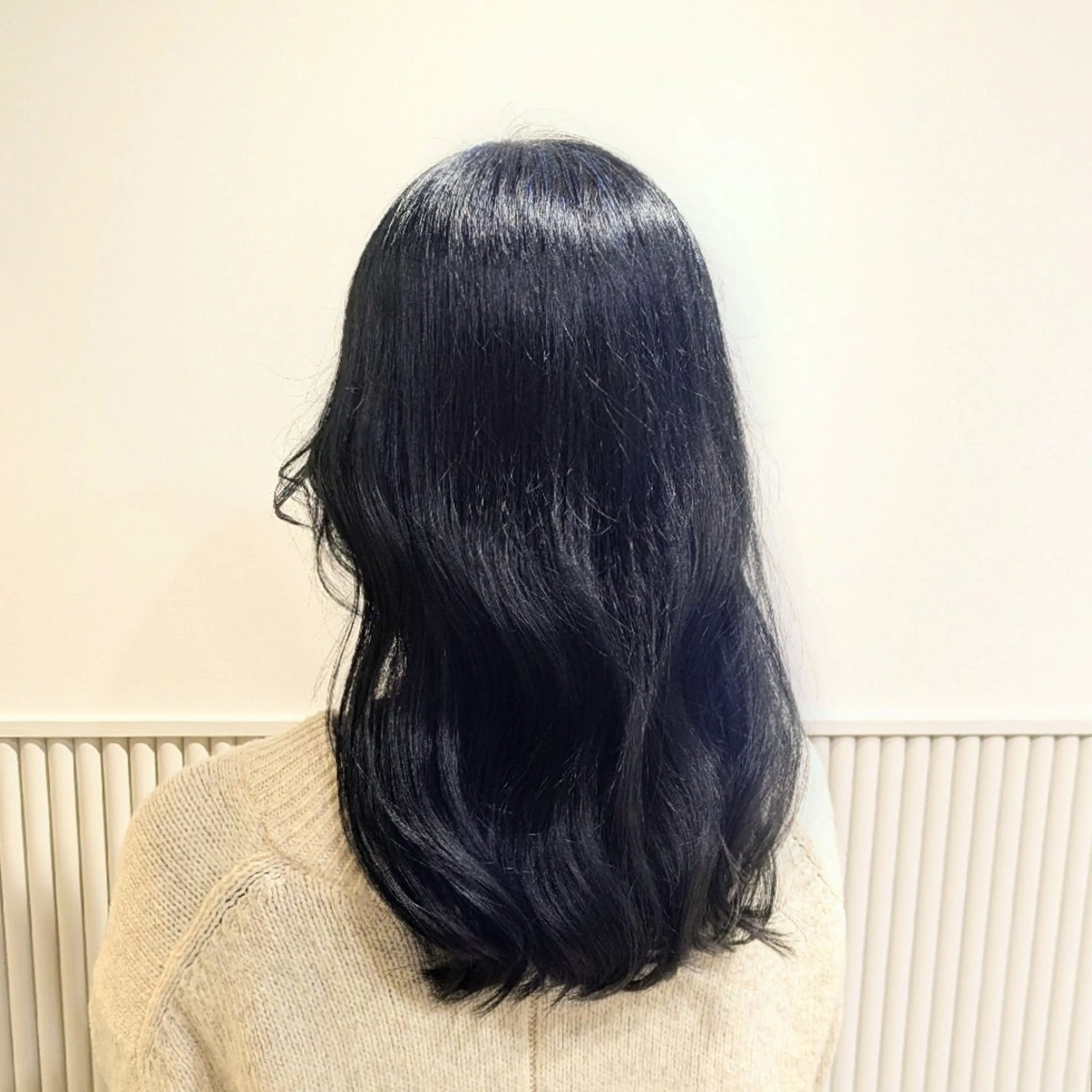 セミロング LOVEST クロサカ ユウナのヘアスタイル