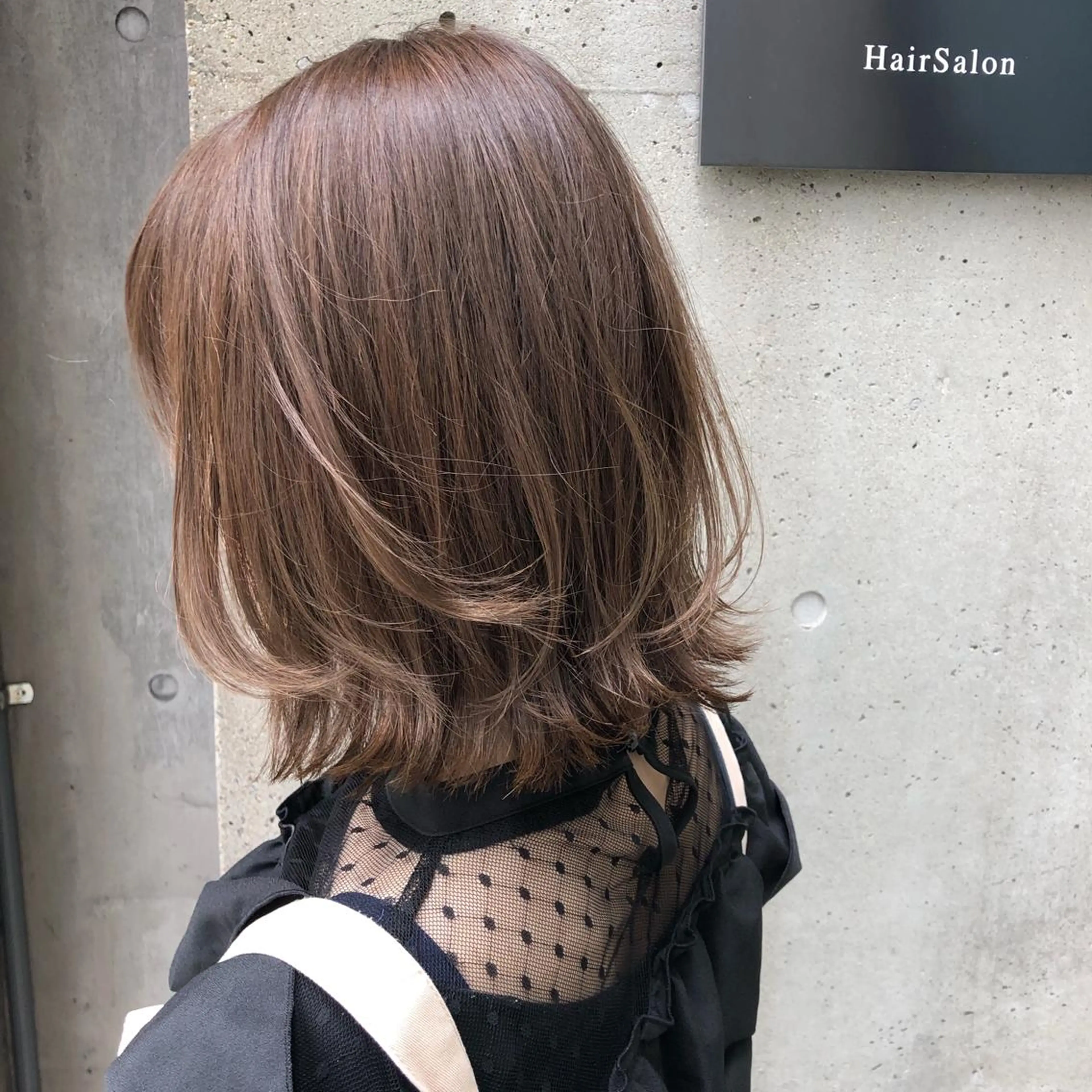ショート カラー パーマ ヘアアレンジ メンズ キッズ ネイル マツエク・マツパ ベージュカラー ボブ 外ハネヘア 中山 天地のヘアスタイル