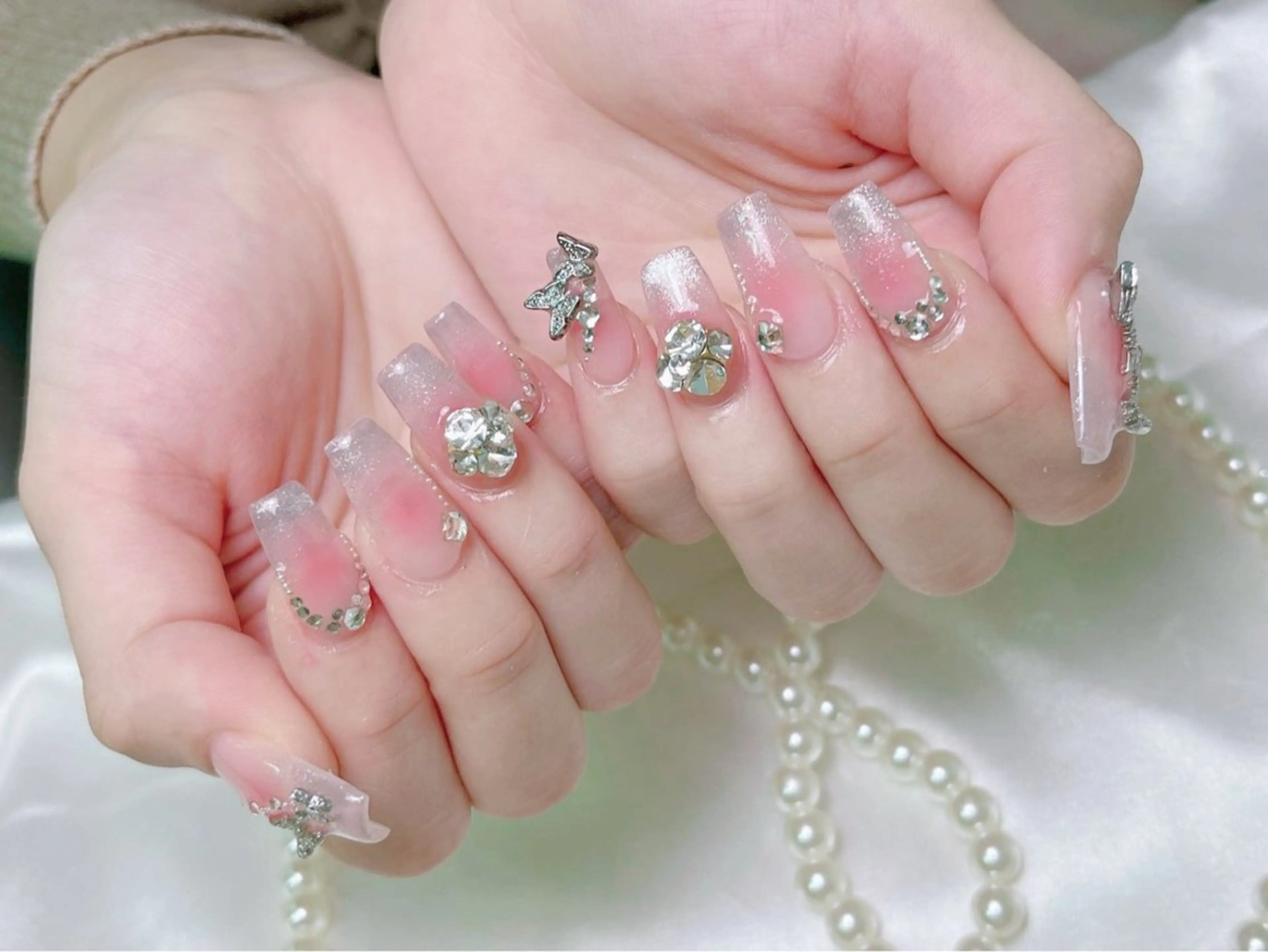 ネイル lucky nail 歌舞伎町のネイルデザイン