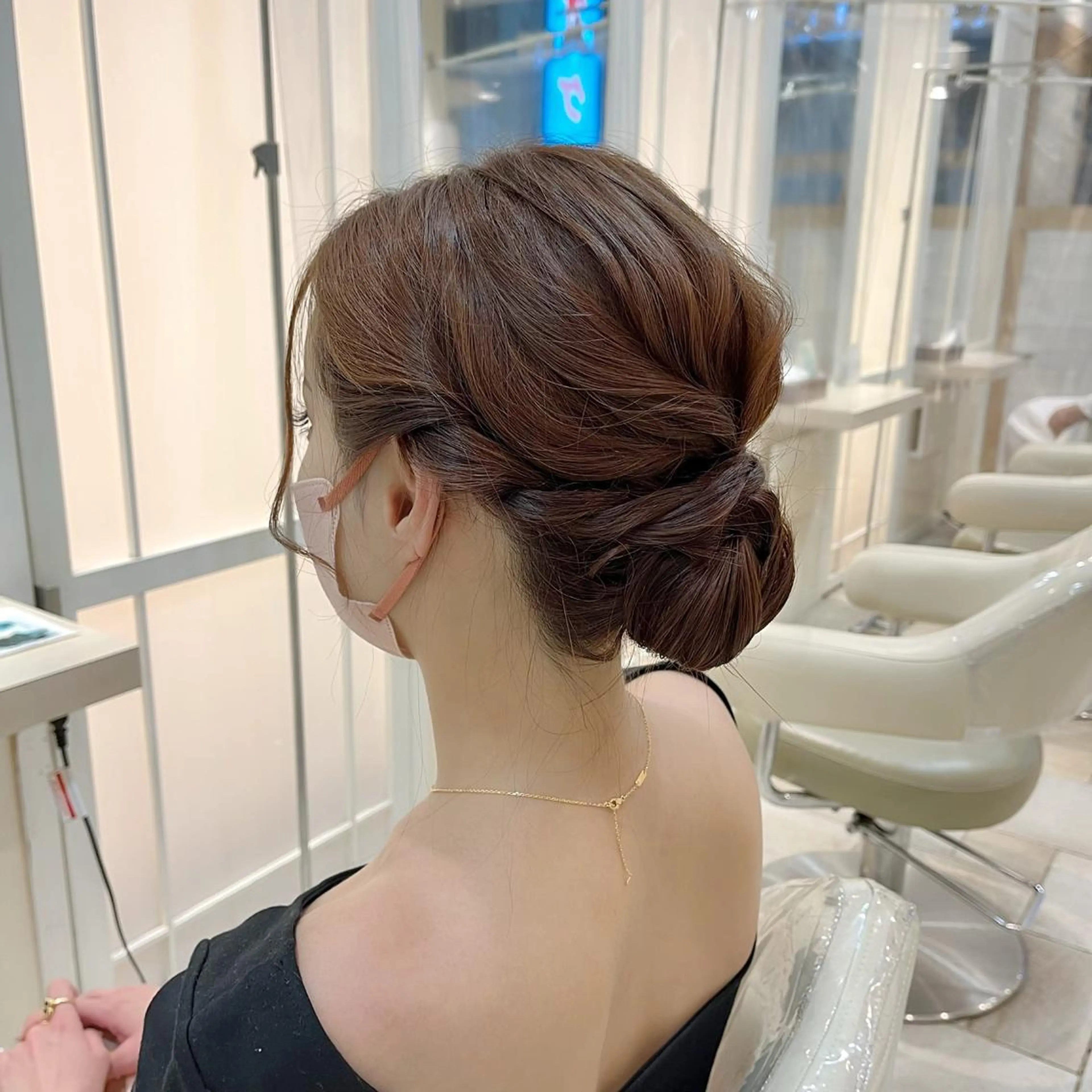 ロング ヘアアレンジ ハイトーン/ピンク 🎀山岸 沙弥香のヘアスタイル