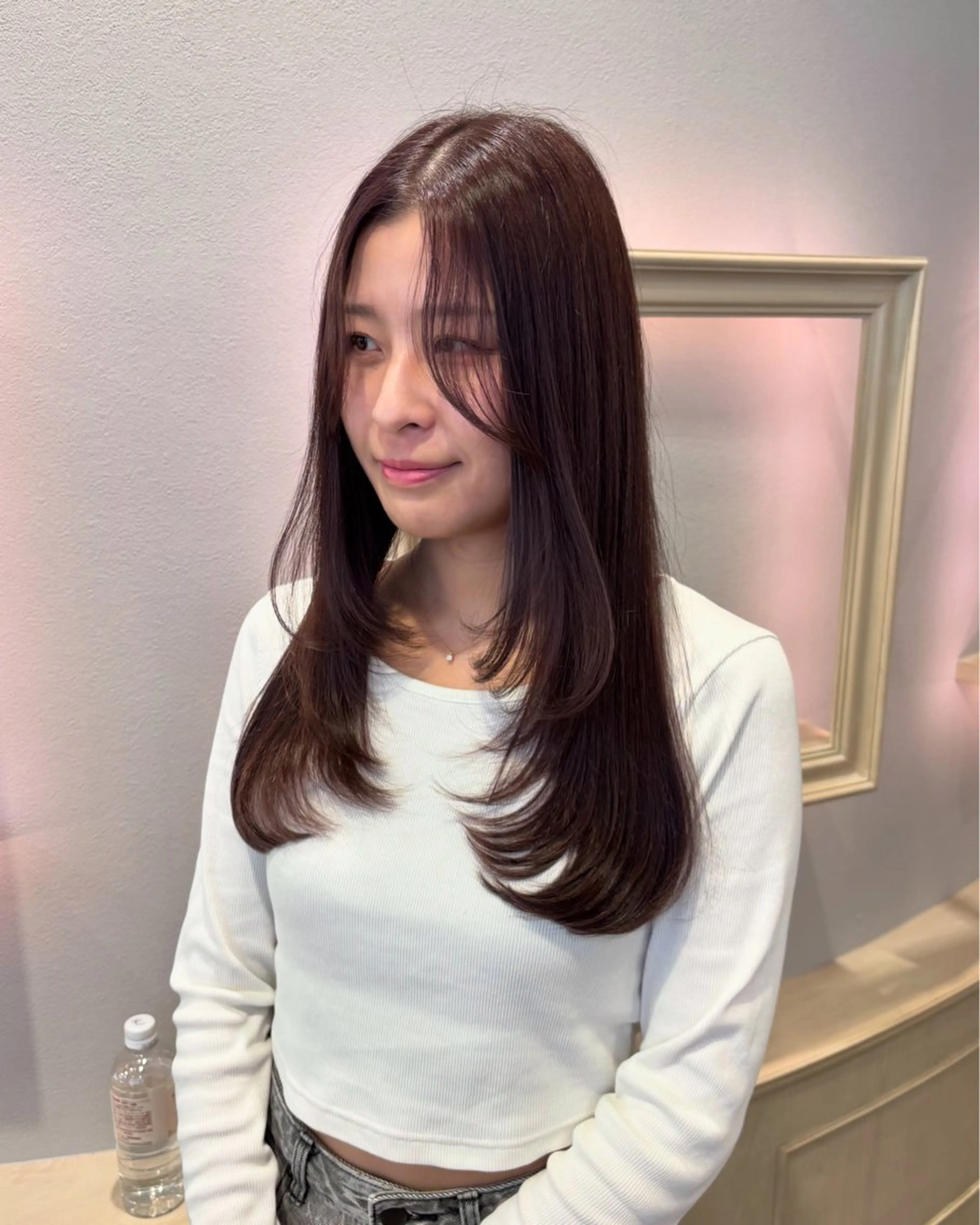 セミロング カラー ベージュカラー 透明感カラー ラベンダーカラー ラベンダーベージュ 顔まわりレイヤー サソウ ユリエ🥥のヘアスタイル