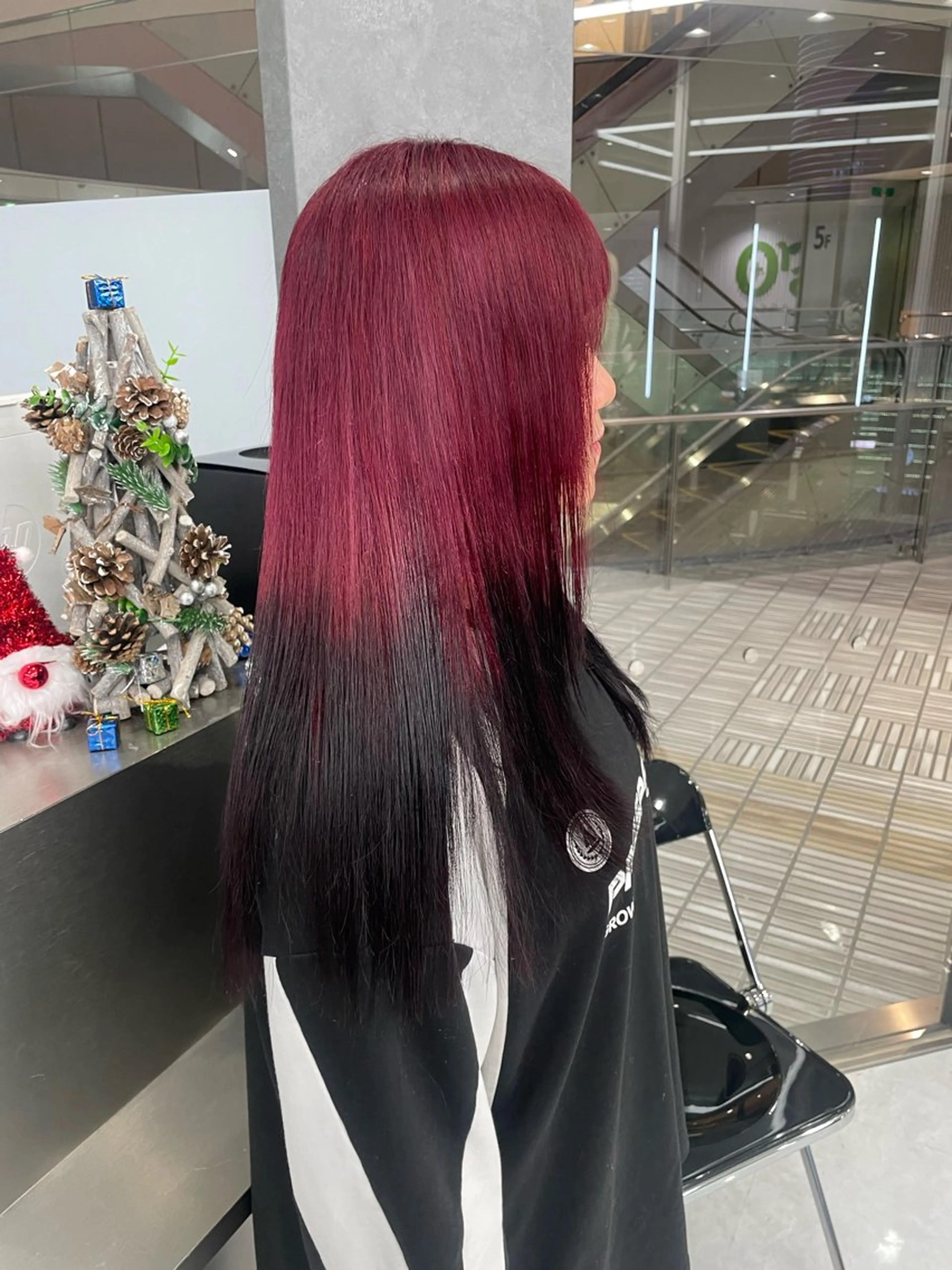 ロング カラー ヘアアレンジ メンズウルフ🐺♡ ブリーチ♡ヘアメ🎀のヘアスタイル