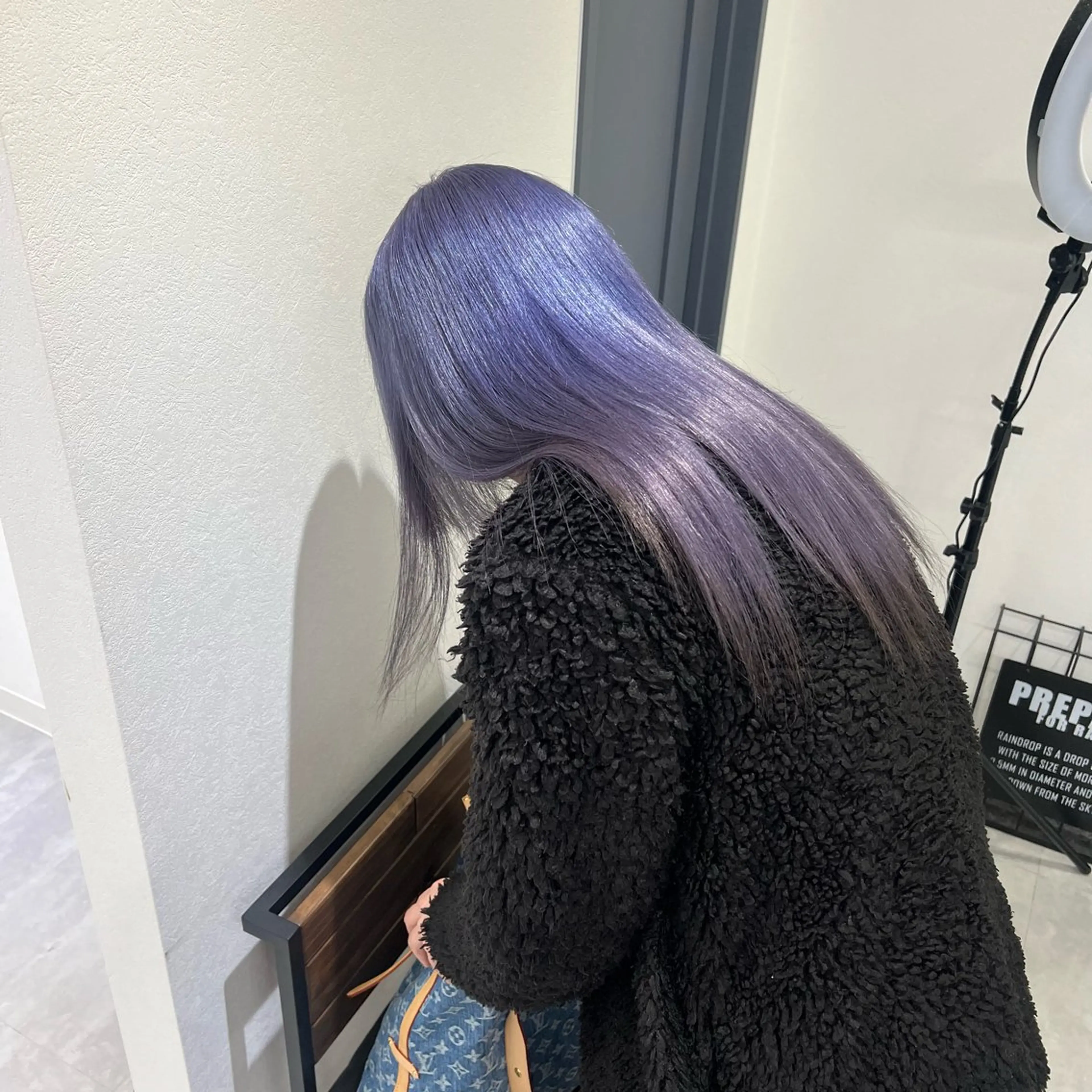 セミロング カラー ブリーチ ブルーカラー ブルーバイオレット 透明感カラー デザインカラー カットモデル募集 八王子/kyocoのヘアスタイル