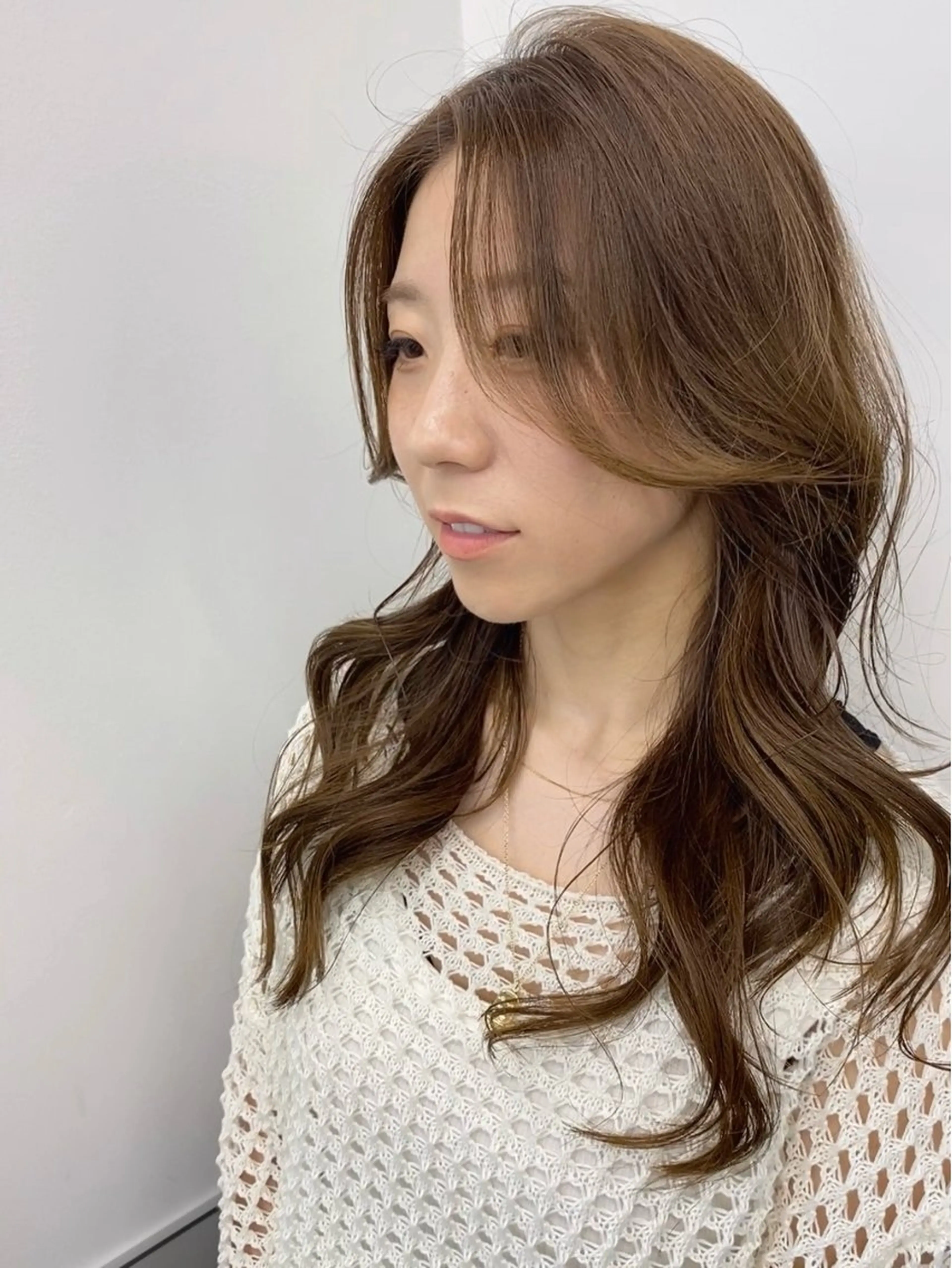 ロング カラー グレージュ くびれヘア レイヤーカット カット ヘアカラー トリートメント GO TODAY シェアサロン 町田店所属・韓国ヘア🇰🇷 スズキのヘアスタイル