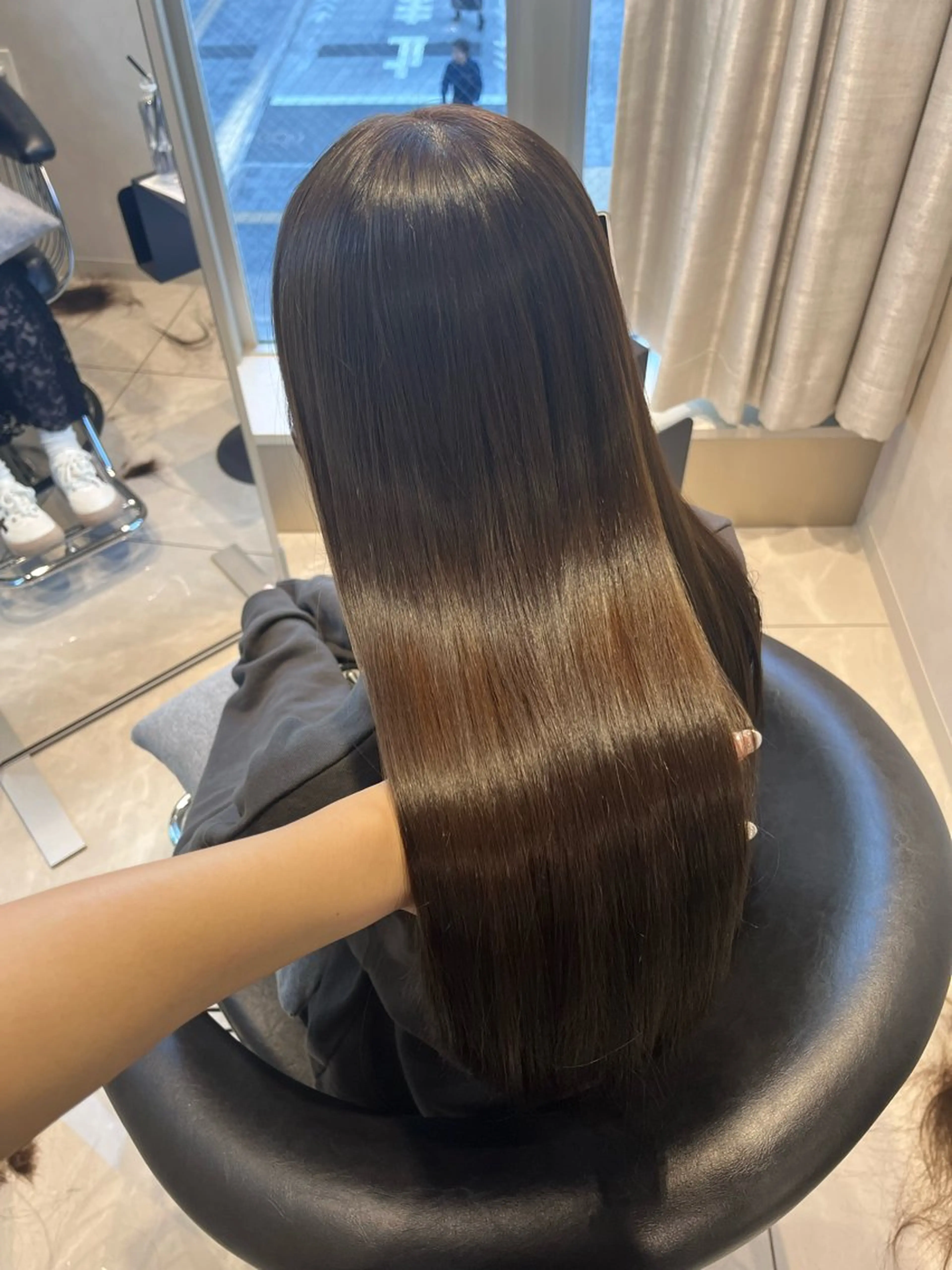 カラー ブラウンカラー ナチュラルブラウン euphoria所属・内間 光輝のヘアスタイル