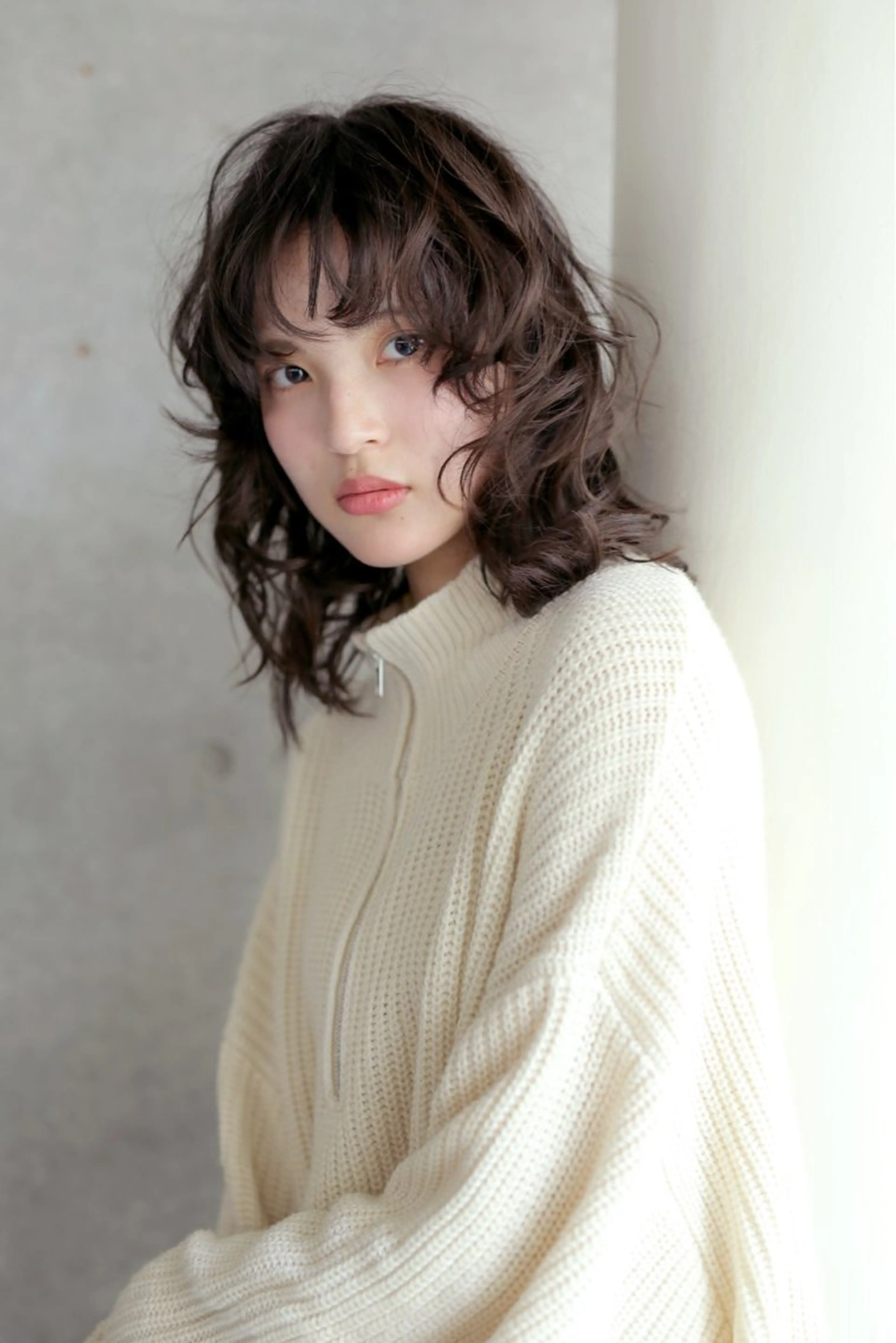 ミディアム ミディアムパーマ ボブ レイヤーカット マレットヘア カット パーマ トリートメント SHOTA 複雑履歴パーマのヘアスタイル