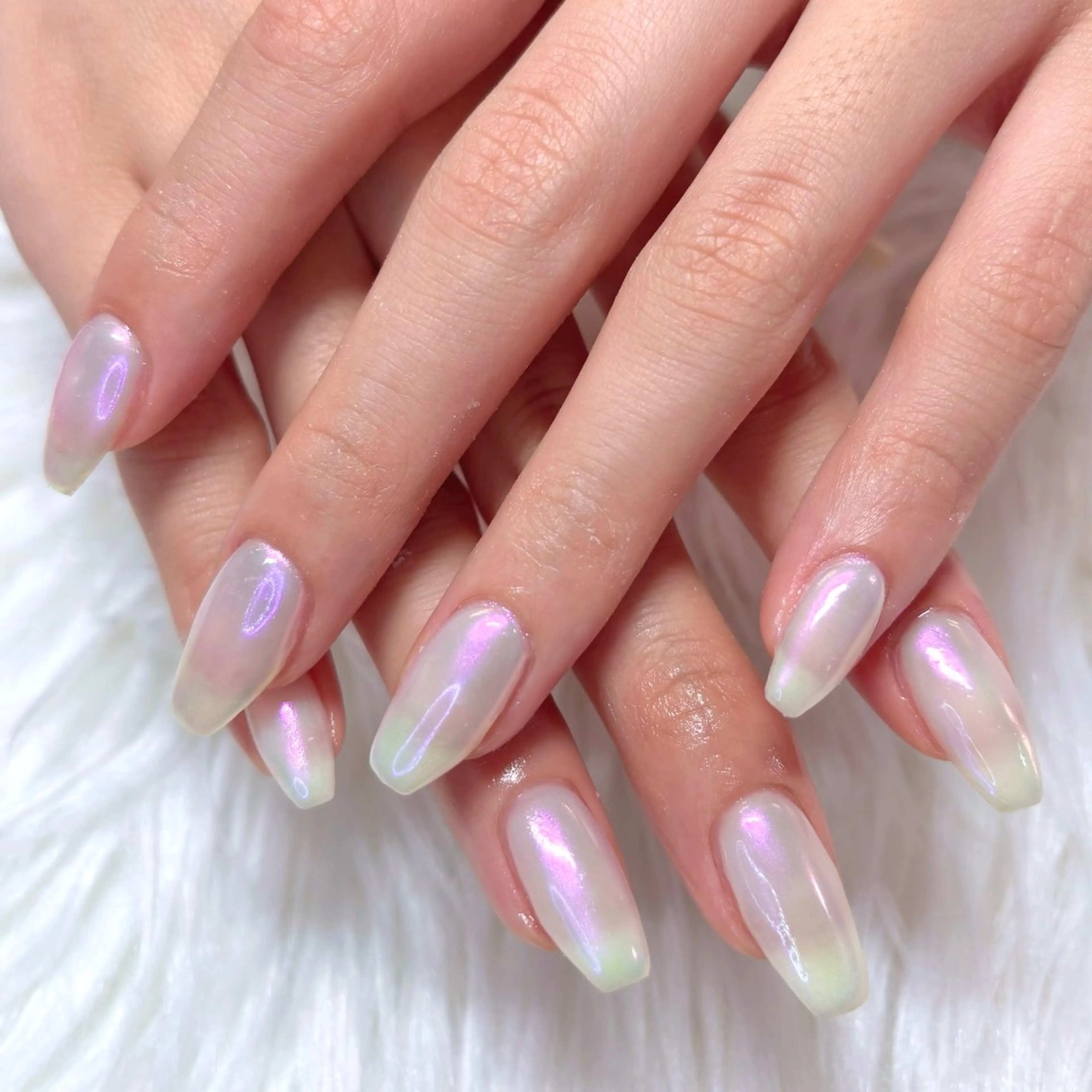 ネイル オーロラネイル ジェルネイル パラジェル ピンク ホワイト ハンドネイル Noix nailのネイルデザイン