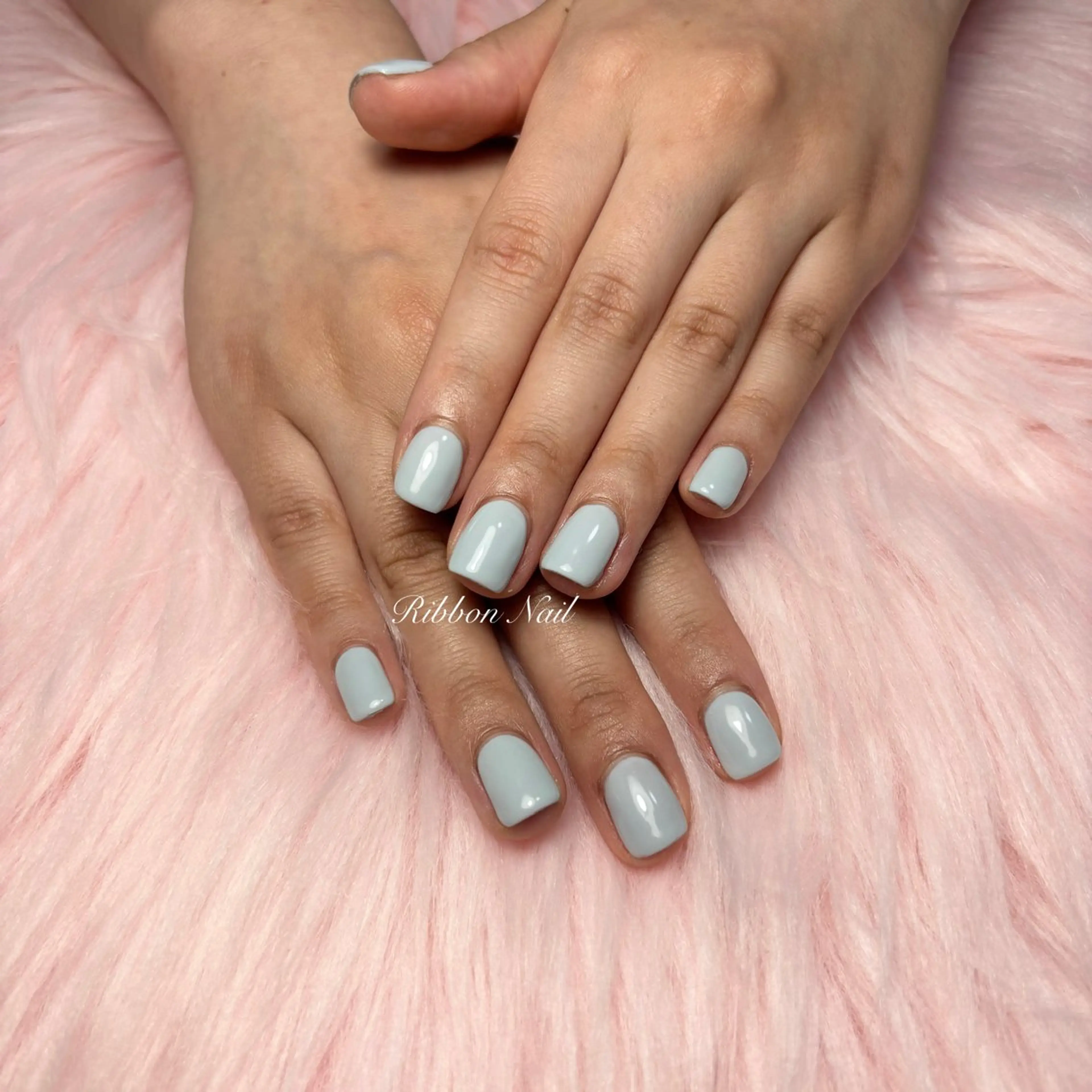 ネイル 水色 ワンカラーネイル ハンドネイル Ribbon nailのネイルデザイン