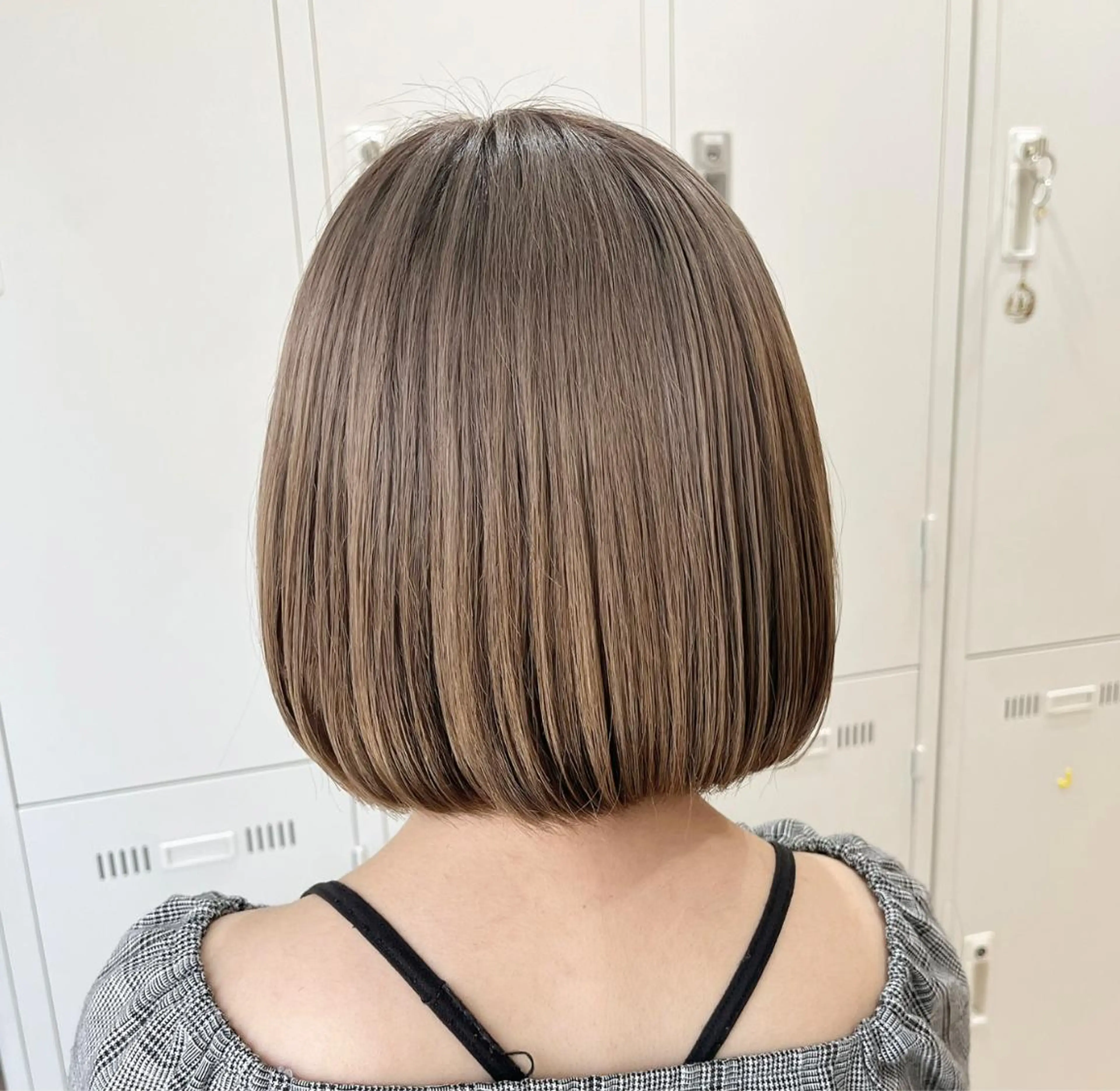 ショート カラー ヘアアレンジ 🐻‍❄️森山愛結美 🤍N°uairoのヘアスタイル