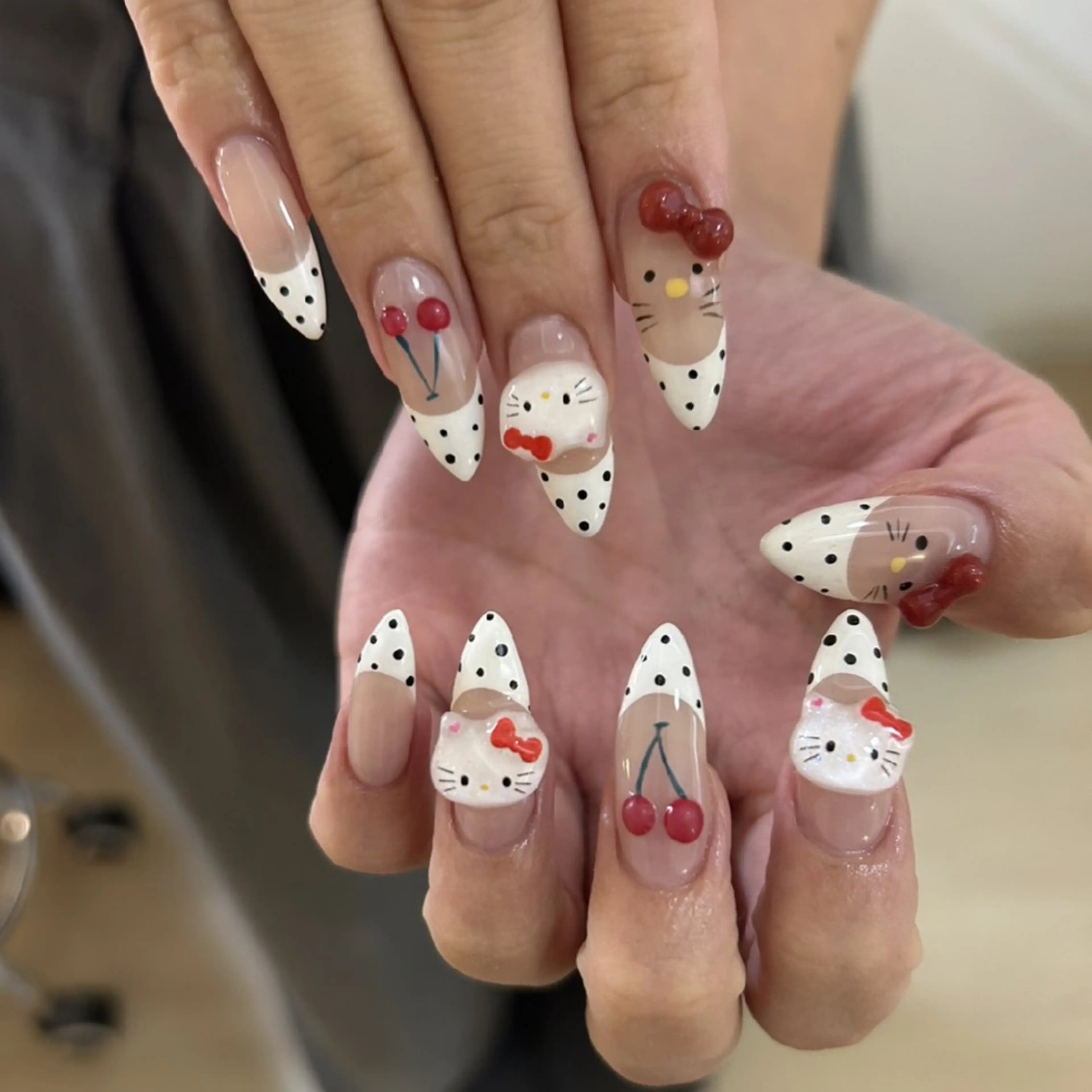 ネイル ハンドネイル フットネイル ハンドケア ChouChou  NAILSALONのネイルデザイン