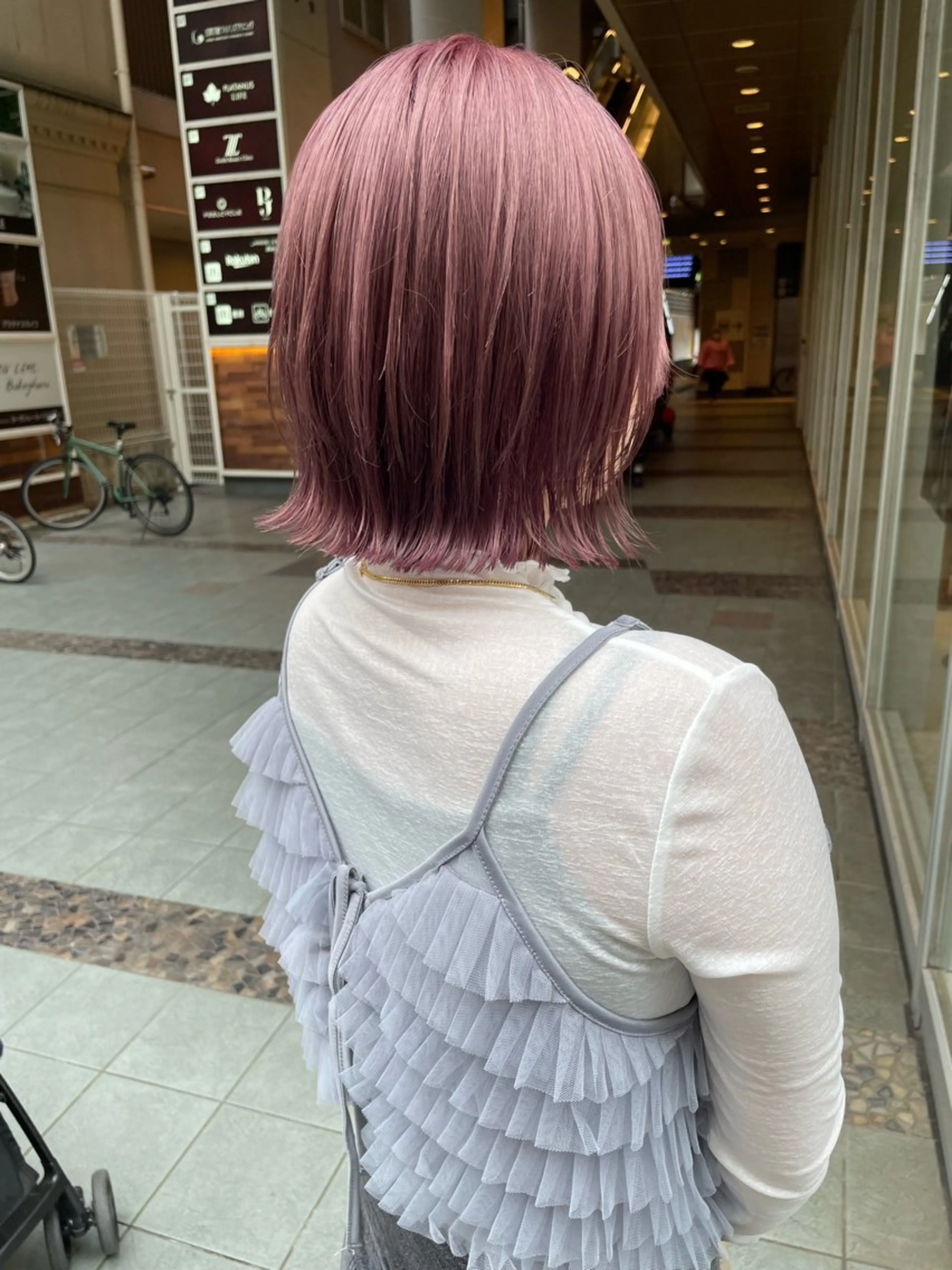 ミディアム カラー ヘアカラー トリートメント 髪質改善will hairdesignのヘアスタイル