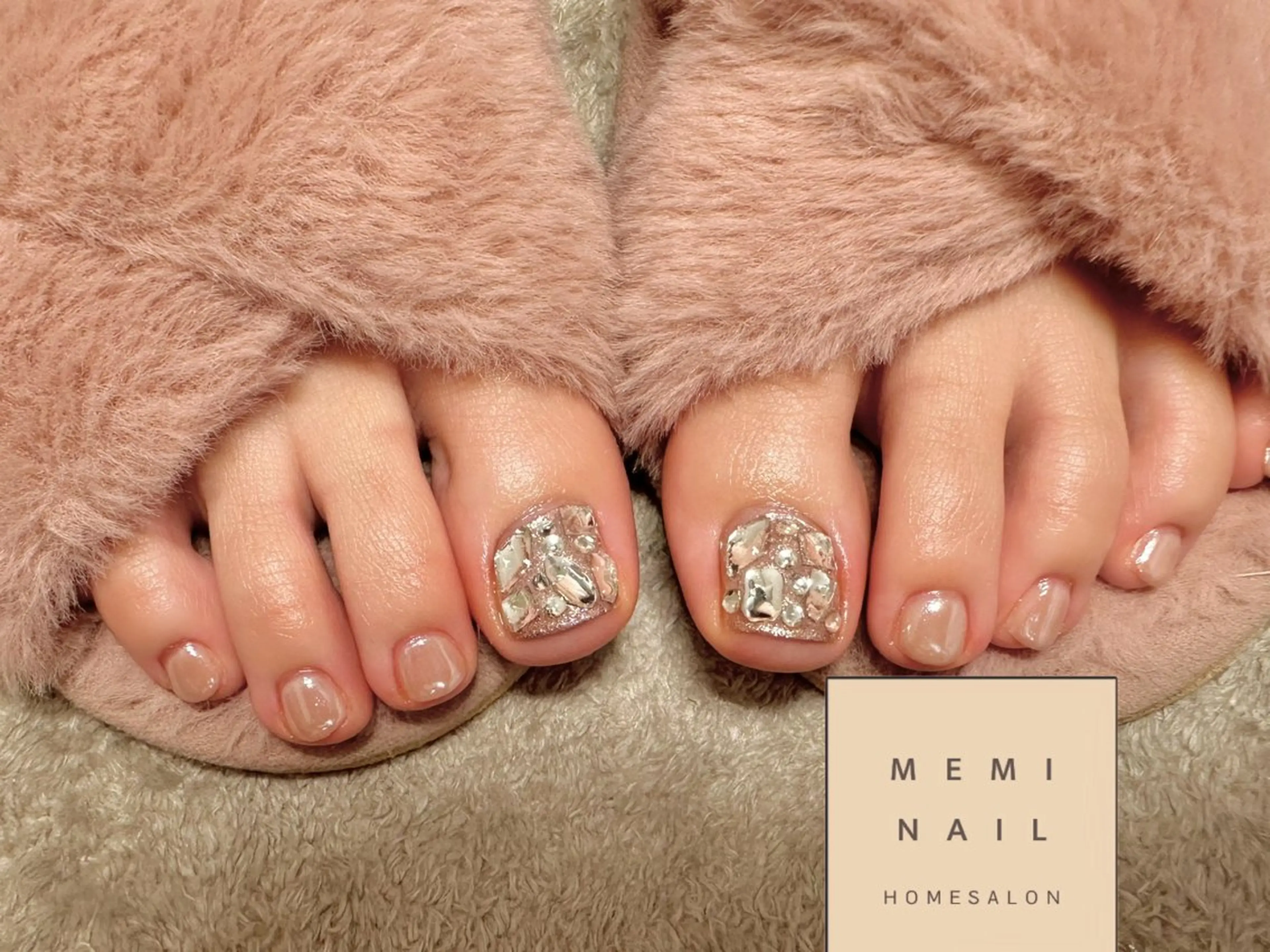 ネイル MEMI NAILのネイルデザイン
