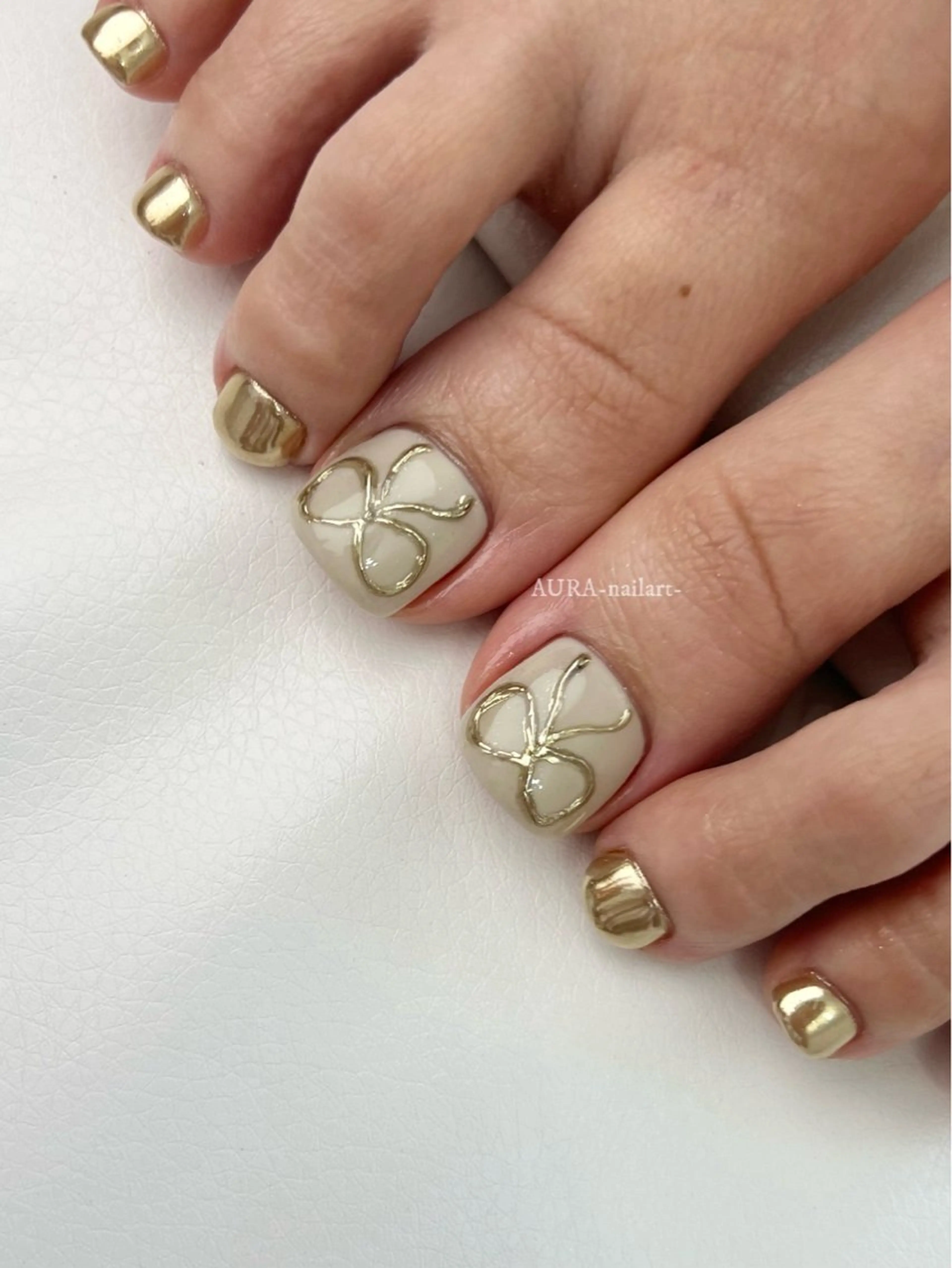 ネイル ハンドネイル フットネイル AURA nailartのネイルデザイン