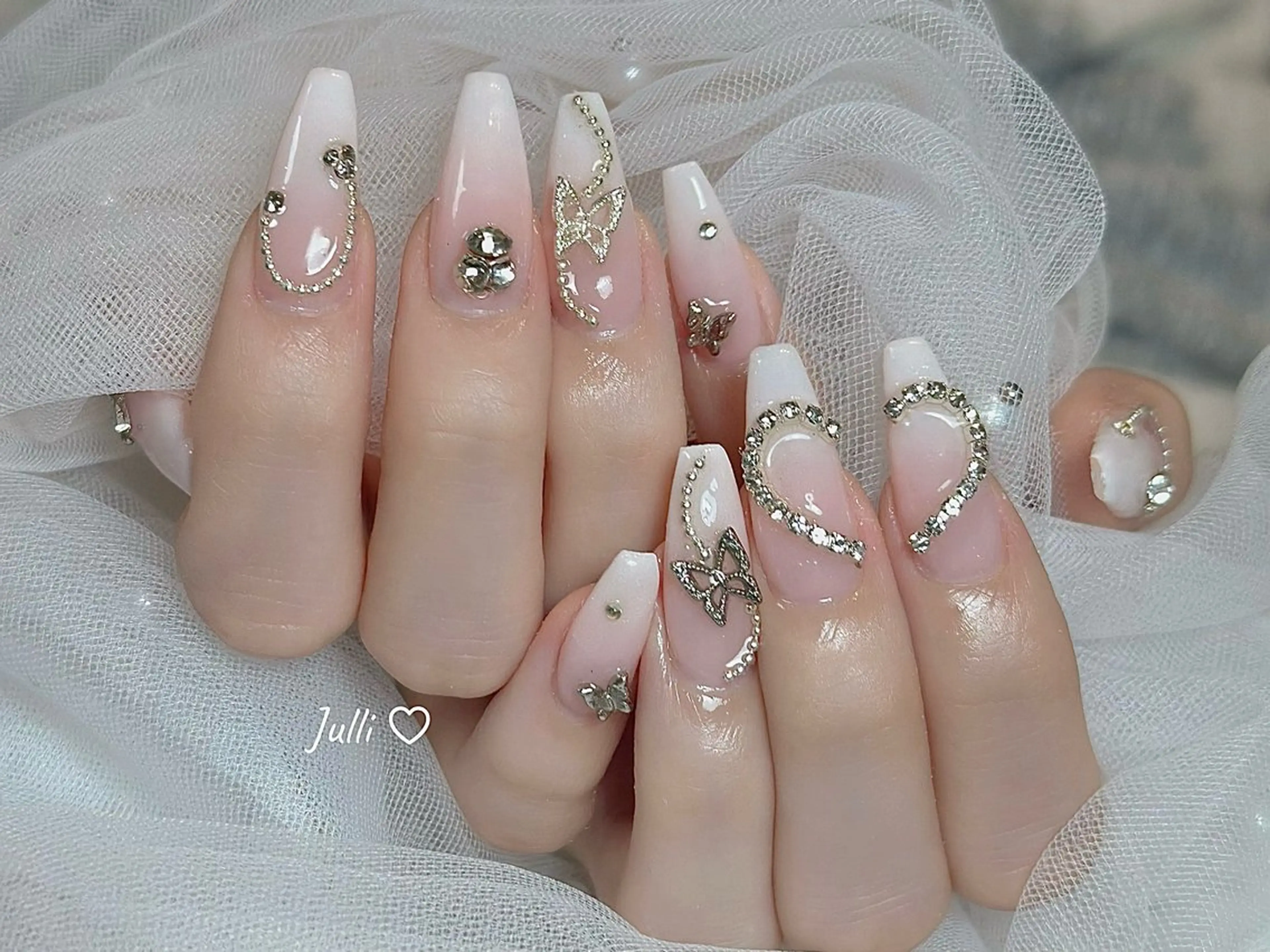 ネイル ボルドー ブラウン チークネイル ドット フットネイル ハンドネイル Julli nail所属・Julli ジュリのネイルデザイン