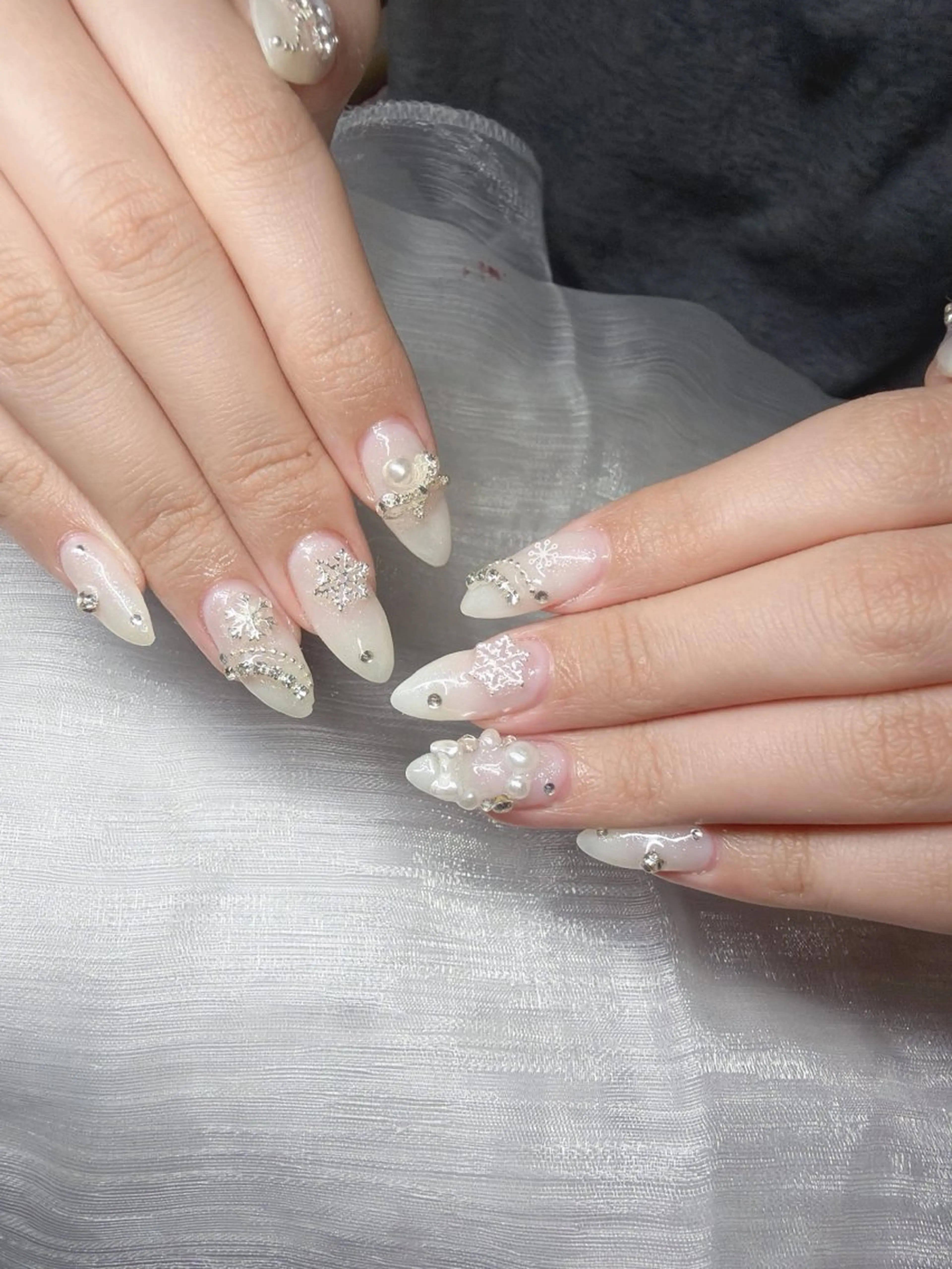 ネイル ハンドネイル Lee Nailsのネイルデザイン