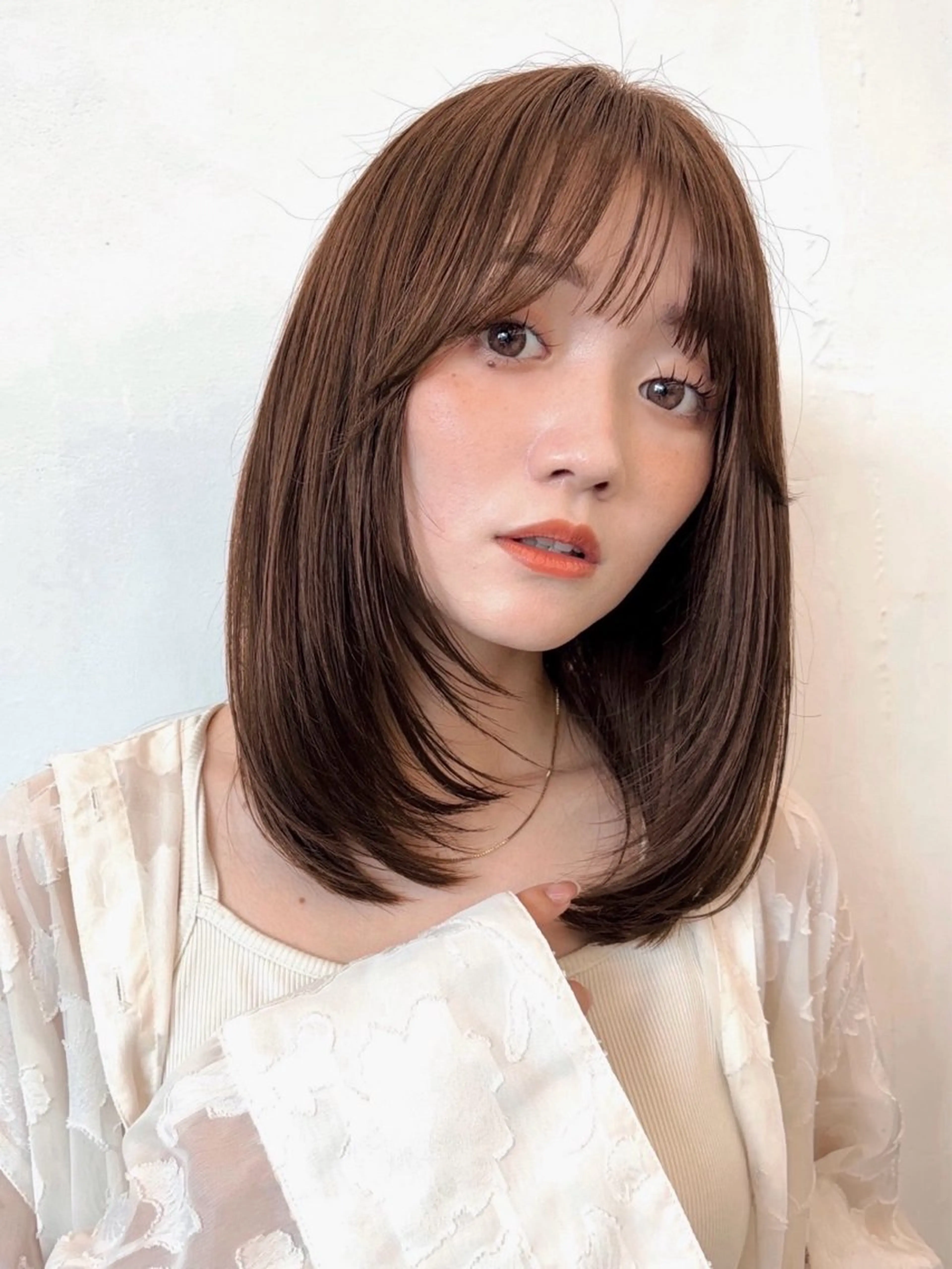 ミディアム カラー ヘアアレンジ ベージュカラー 透明感カラー ボブ レイヤーカット カット ヘアカラー トリートメント 🌱ボブ/レイヤー/ ベージュ/あやみ✨のヘアスタイル