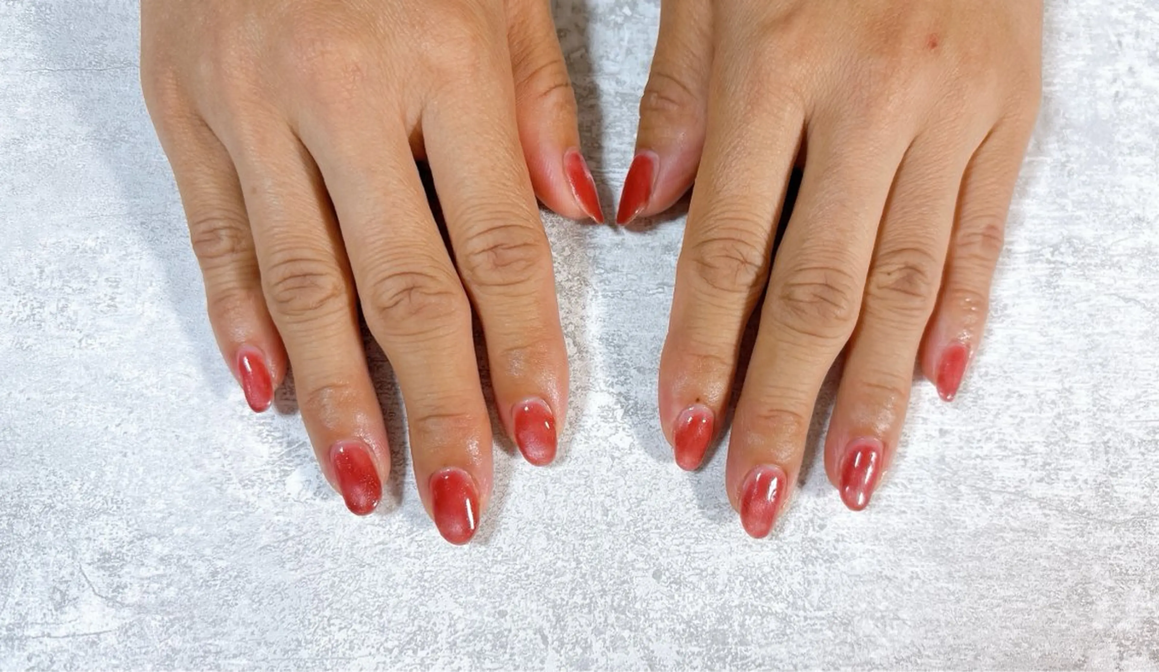 ネイル オーロラネイル ブルー フットネイル フレンチネイル ジェルネイル kiki nail たまプラーザのネイルデザイン