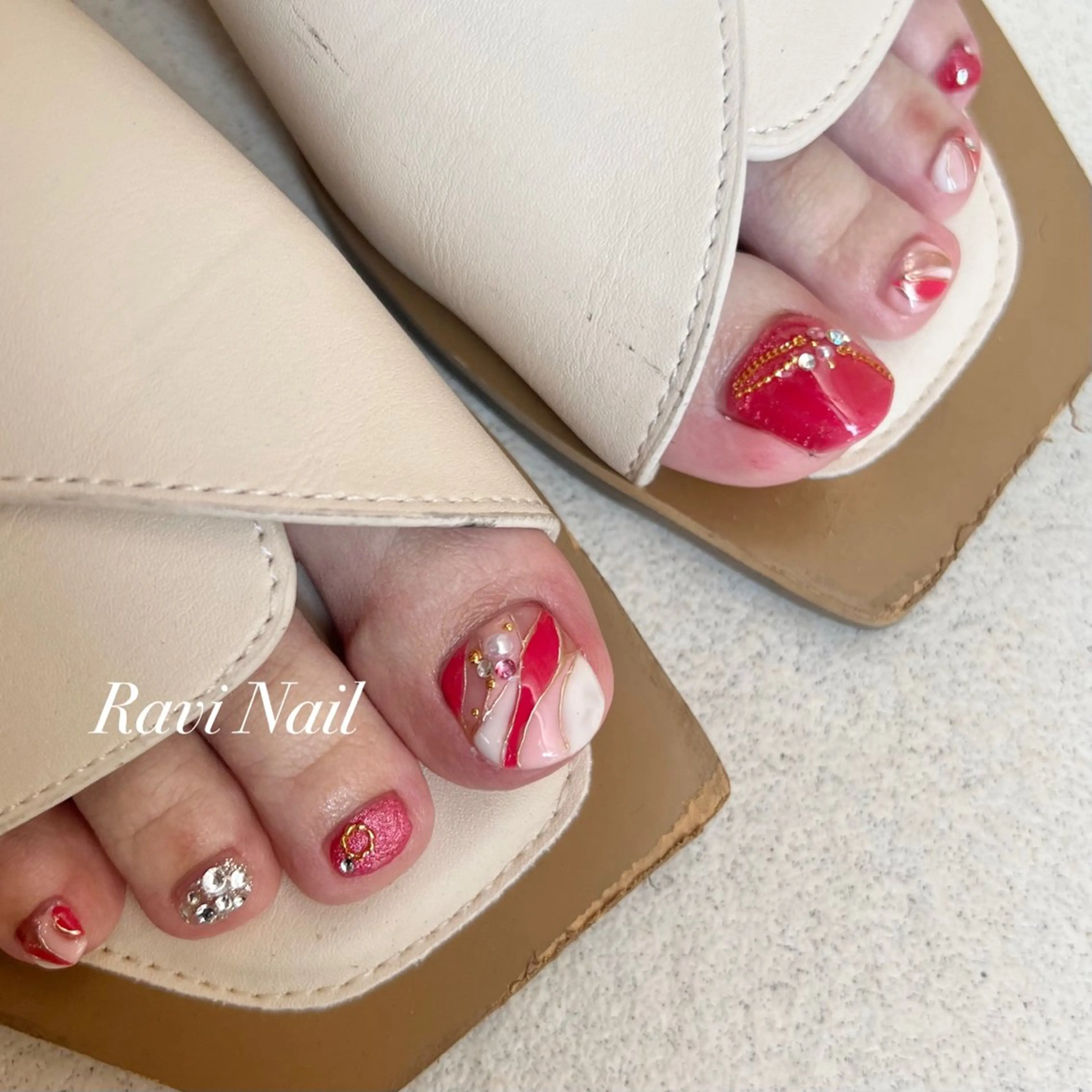 ネイル フットネイル U. Minakoのネイルデザイン