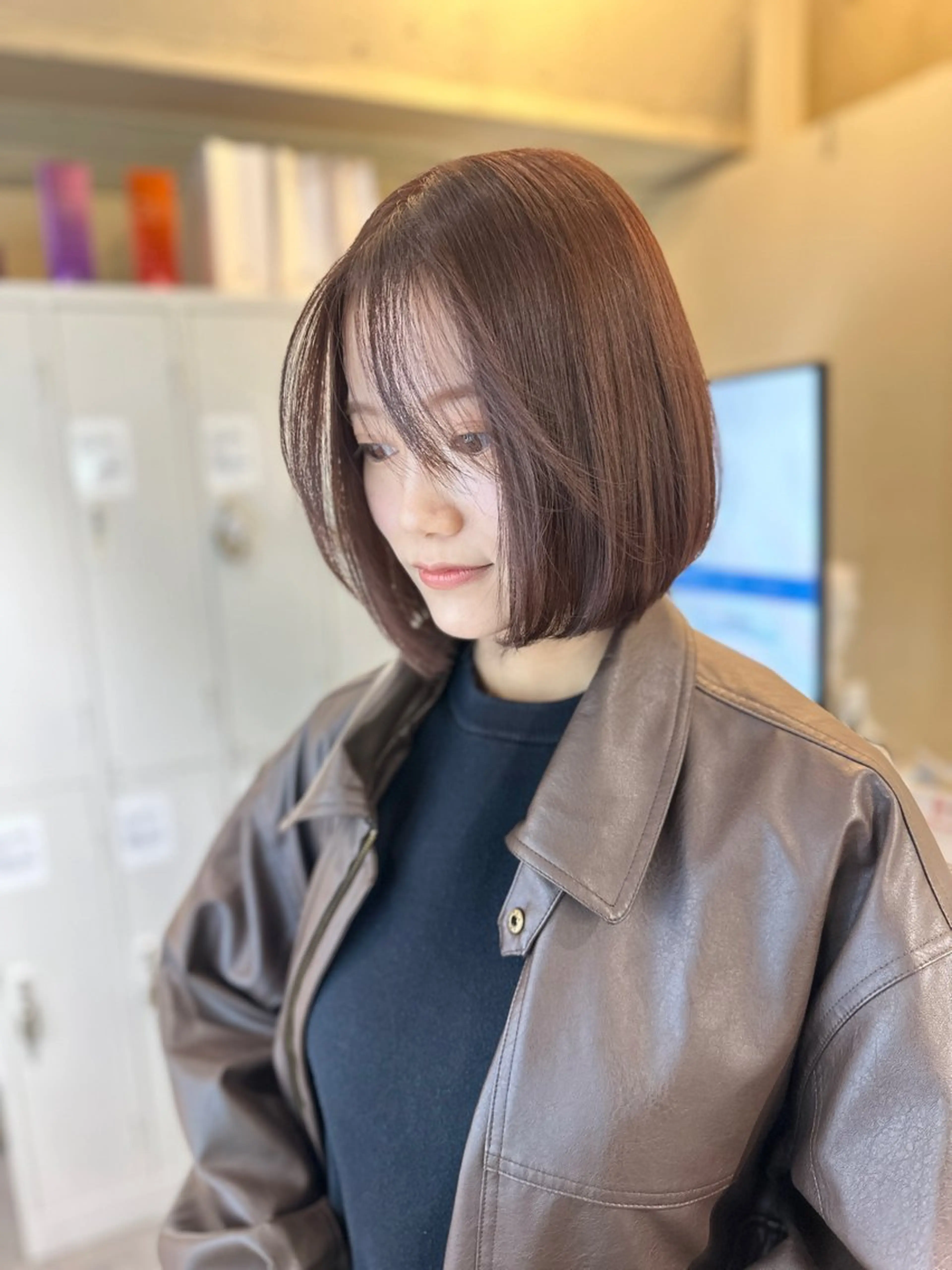 ショート カラー ボブ カット ヘアカラー トリートメント レイヤーカット nude ヘア大和のヘアスタイル