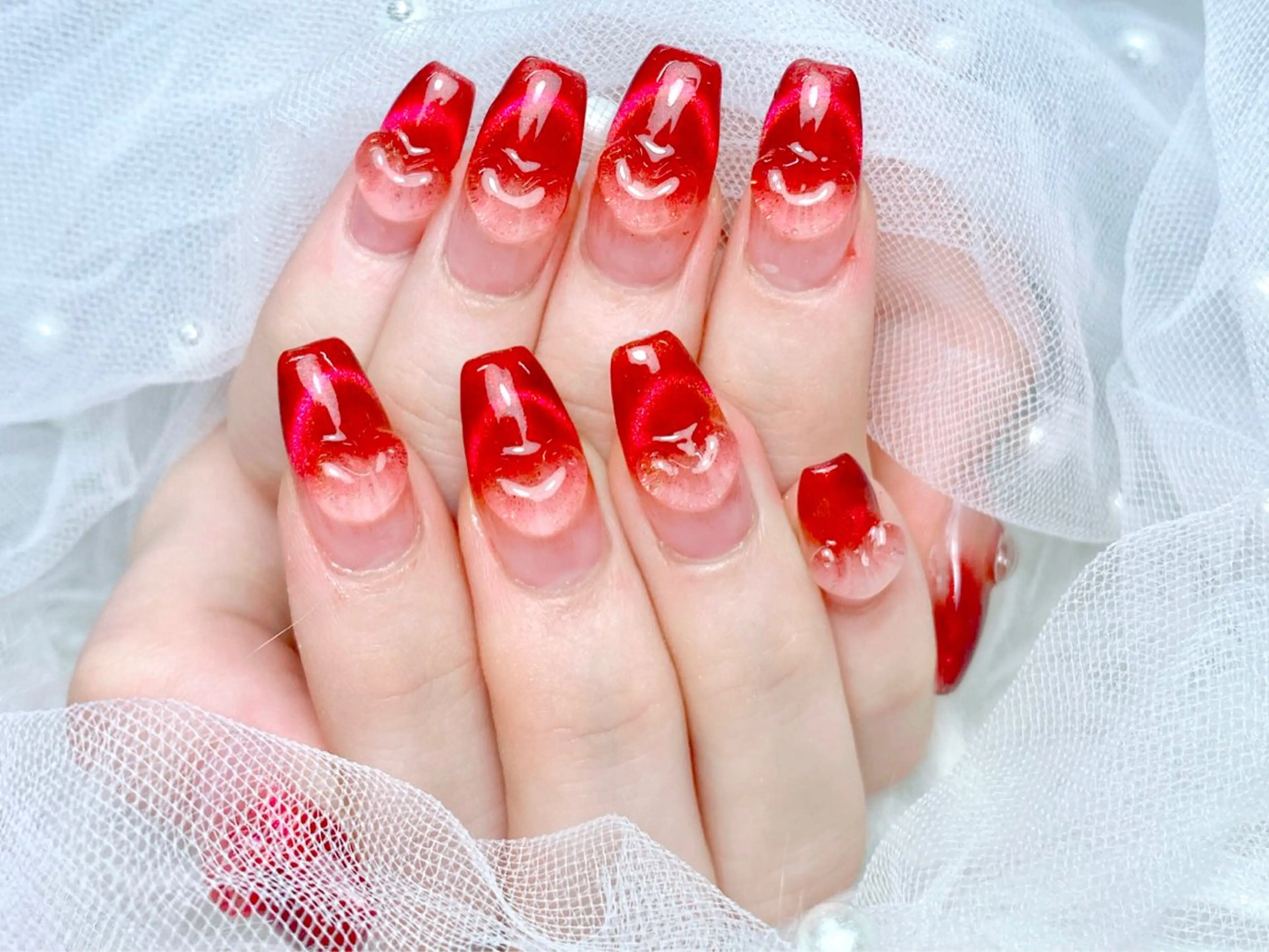ネイル オーロラネイル チークネイル 長さ出し フットネイル フレンチネイル ハンドネイル ハンドケア lily nailのネイルデザイン