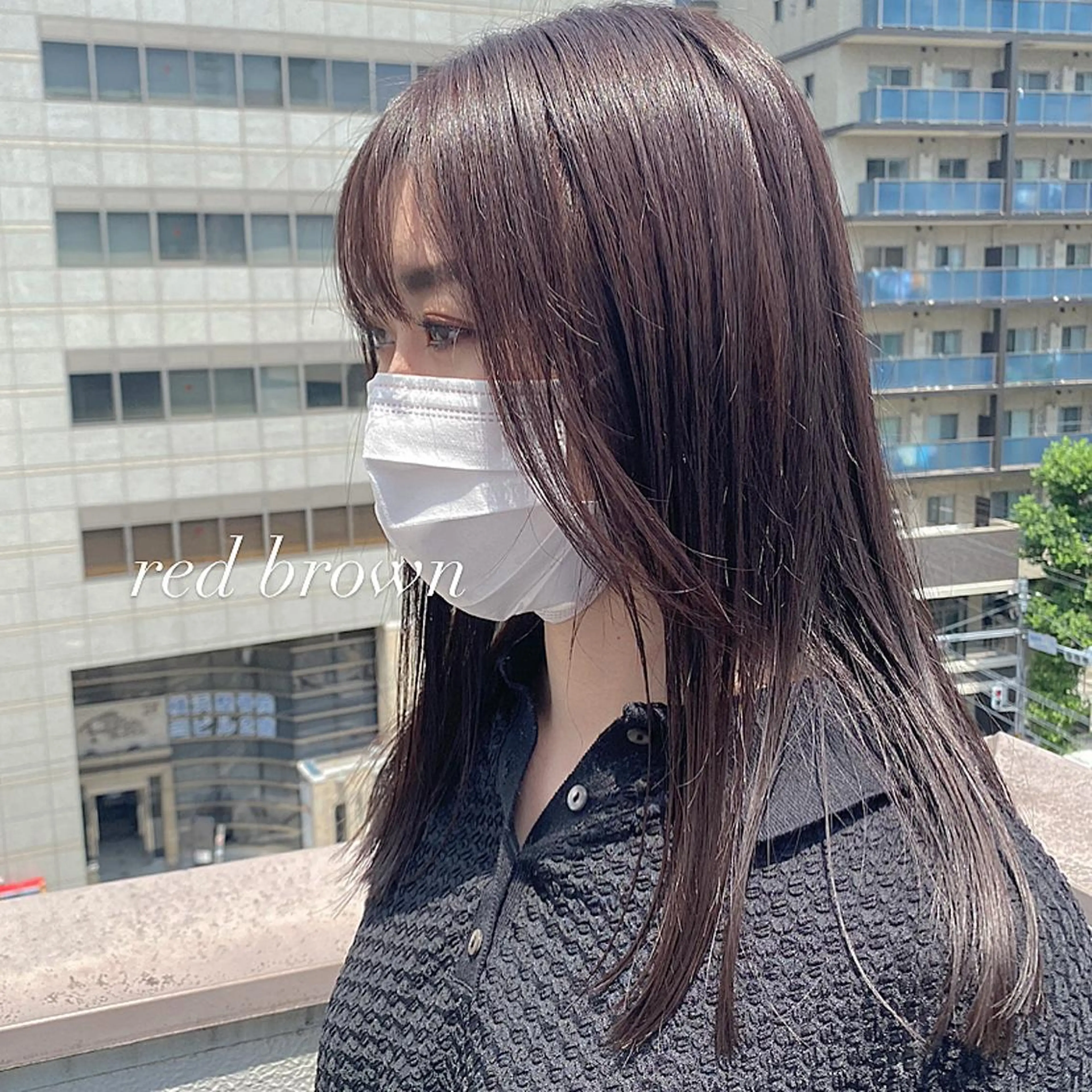 セミロング カラー ネイル カット ヘアカラー 韓国ヘア暗髪 ダブルカラーメンズ可のヘアスタイル