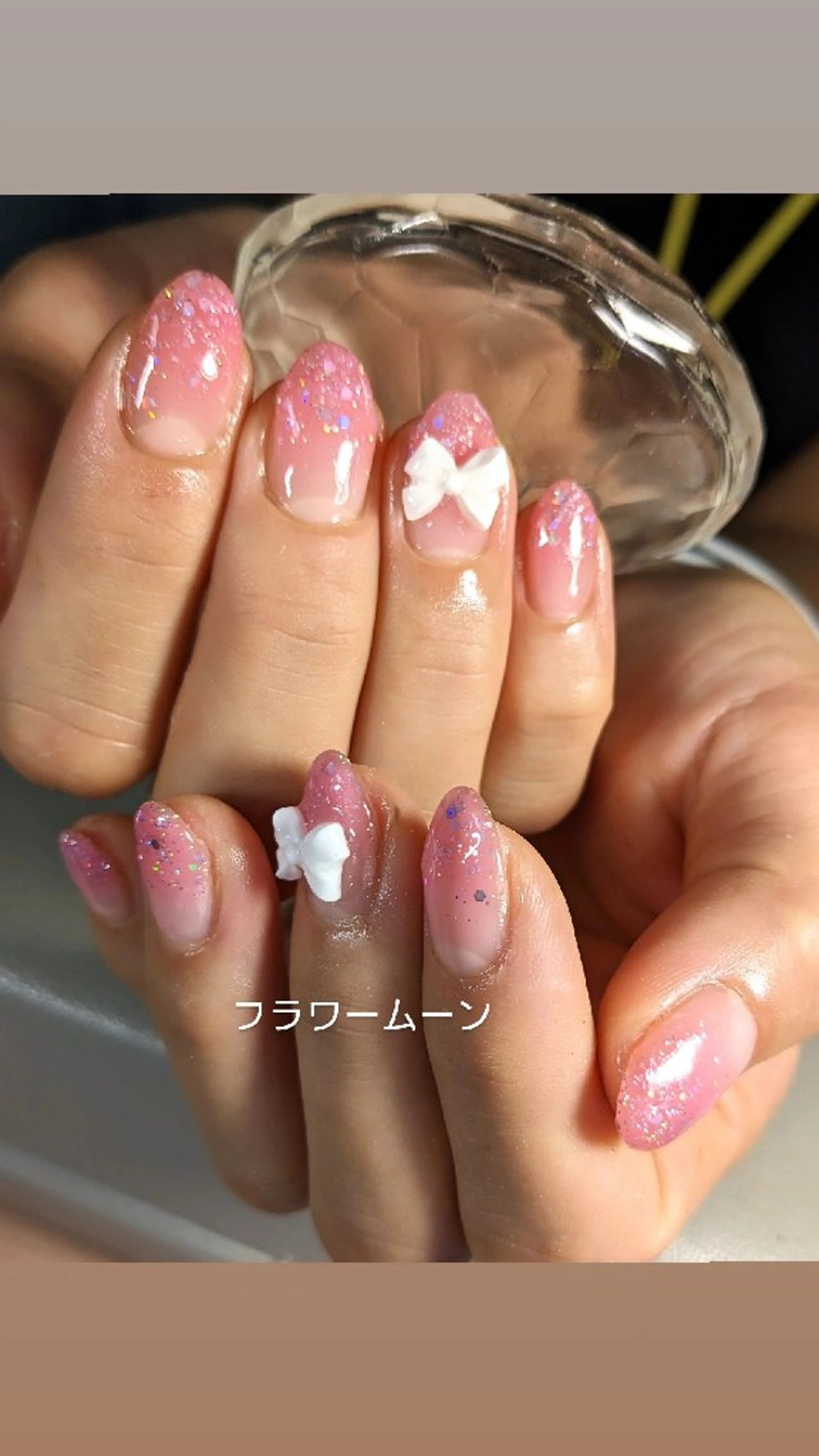 ネイル グラデーション フラワー ムーンのネイルデザイン