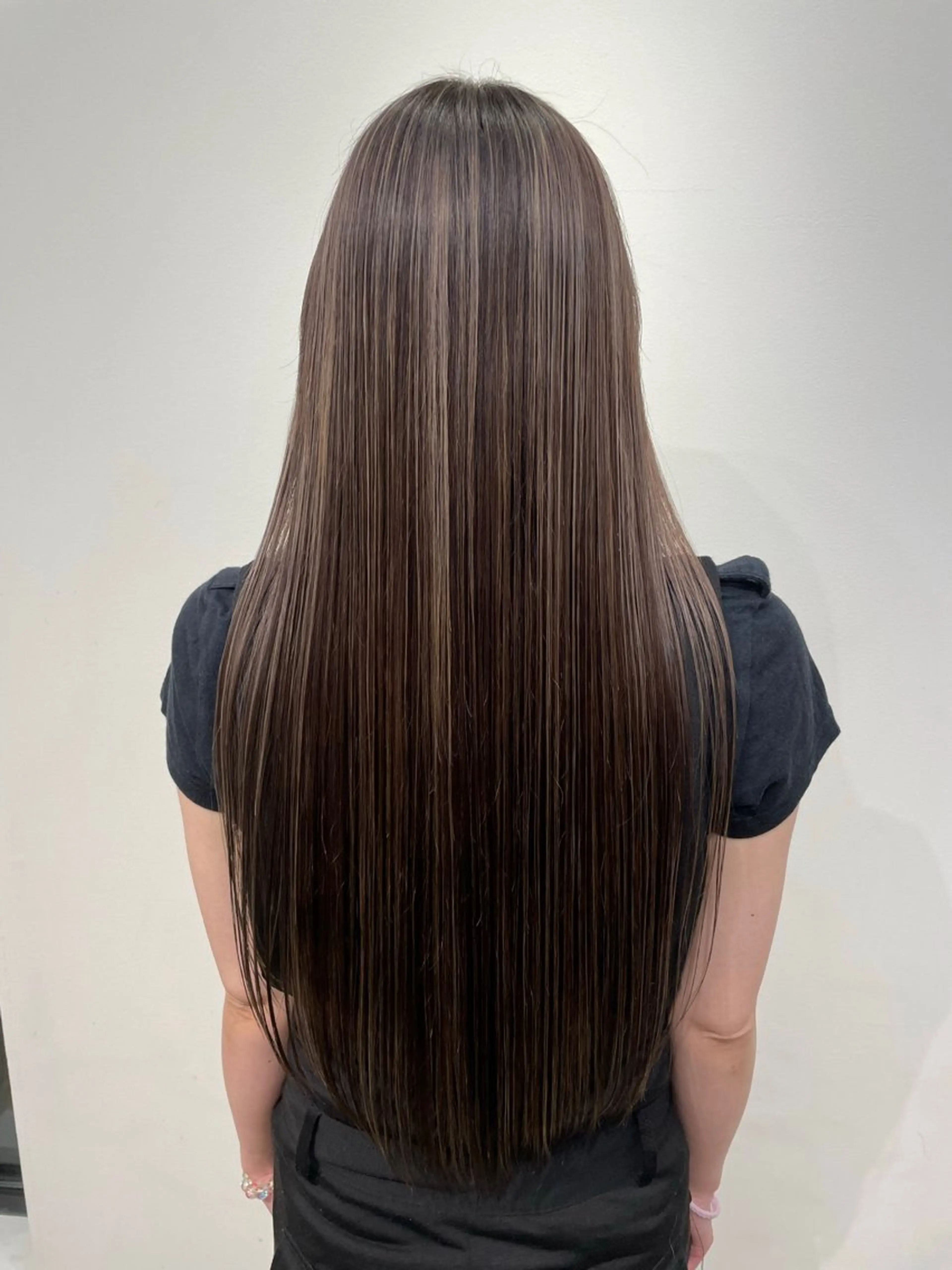 セミロング カラー ハイライトカラー ハイライト ヘアカラー トリートメント ブリーチ👩‍🦳/ ‪✂︎MANAMIのヘアスタイル