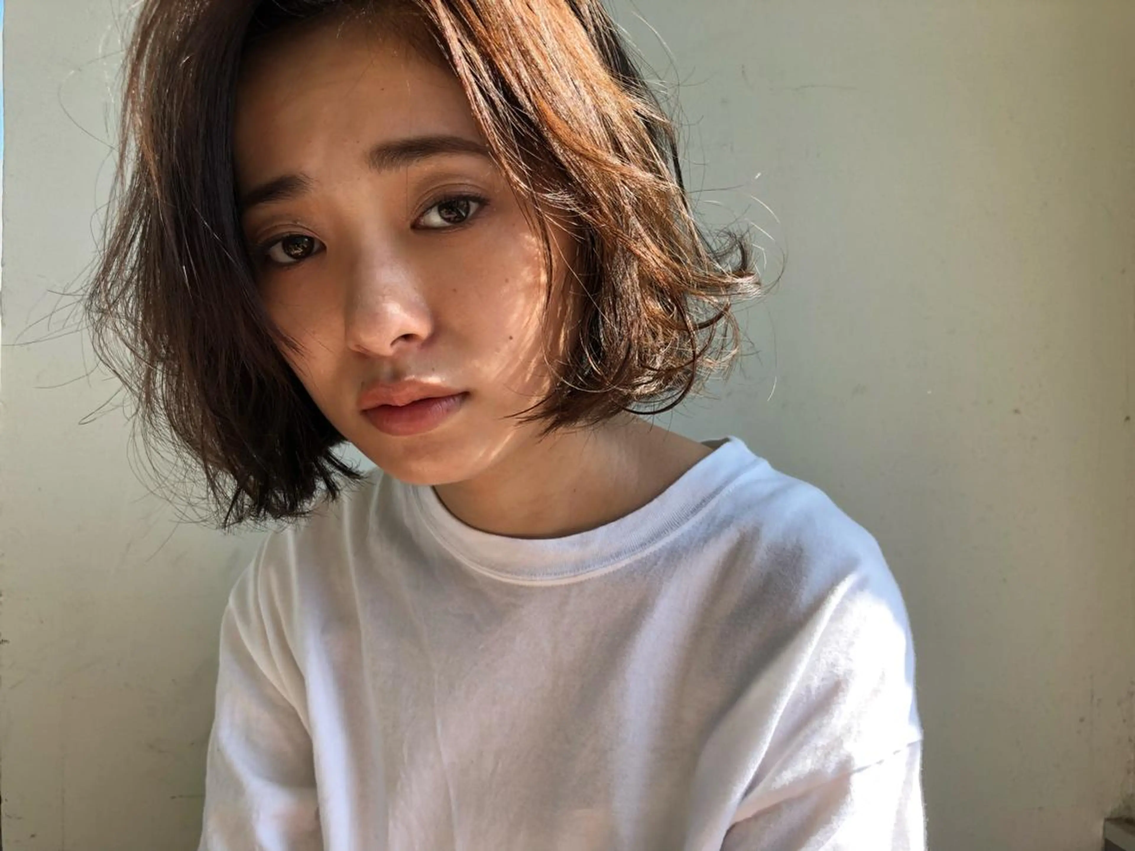 ミディアム 切りっぱなしボブ ボブ カット ヘアカラー トリートメント 小澤大輔 YOLO hairのヘアスタイル