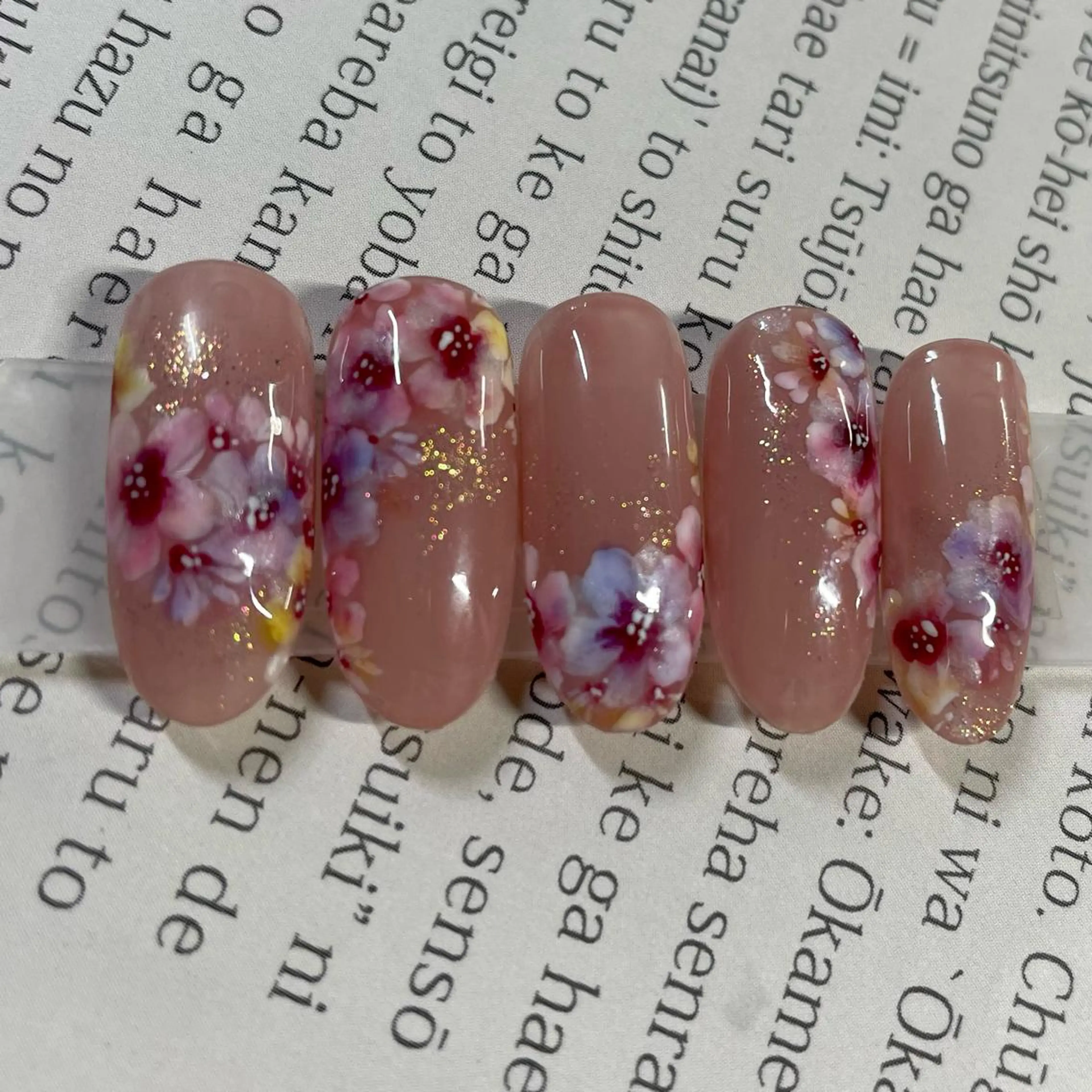 ネイル 奥園 良恵のネイルデザイン