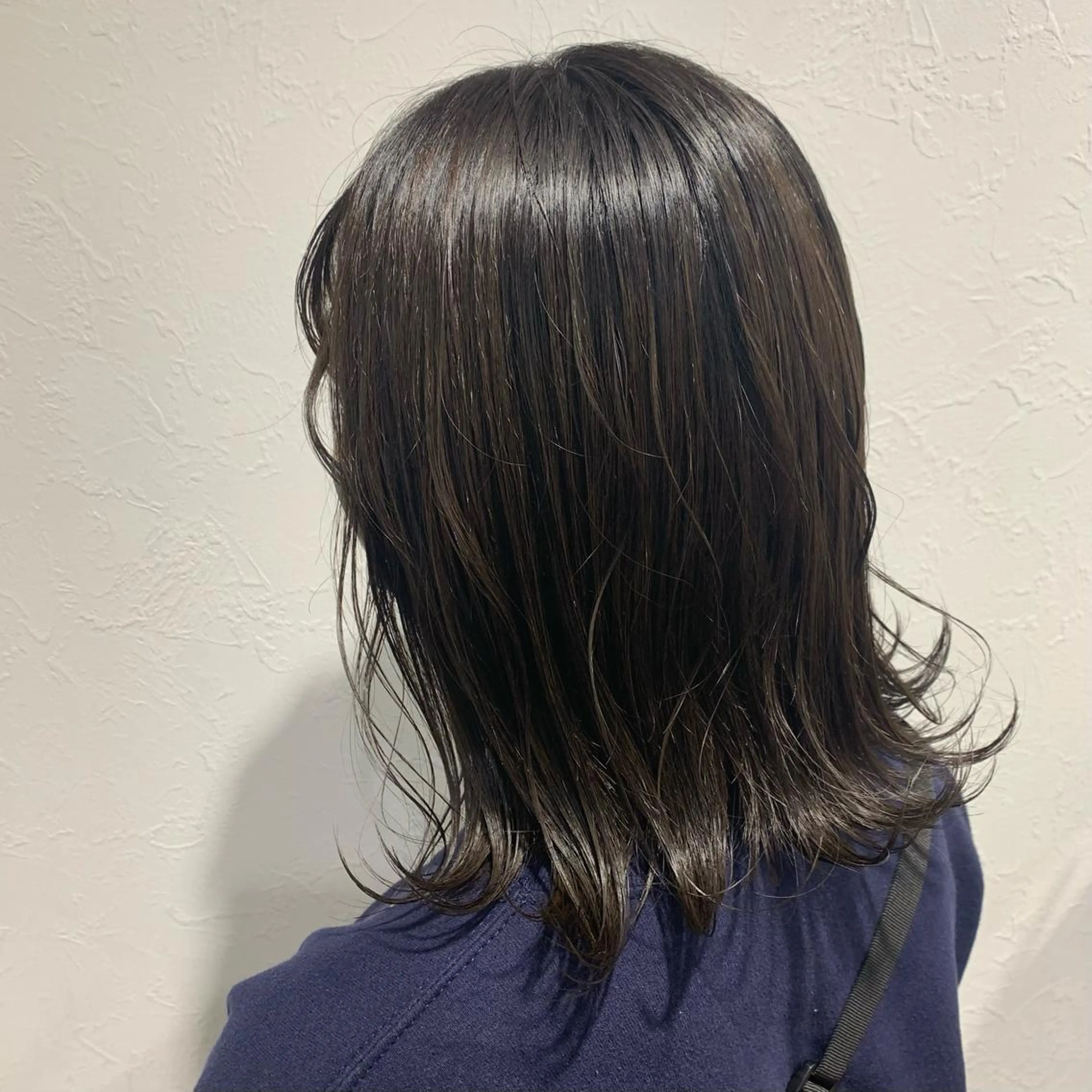 セミロング カラー IwAsh  大和駅店所属・shiho .のヘアスタイル