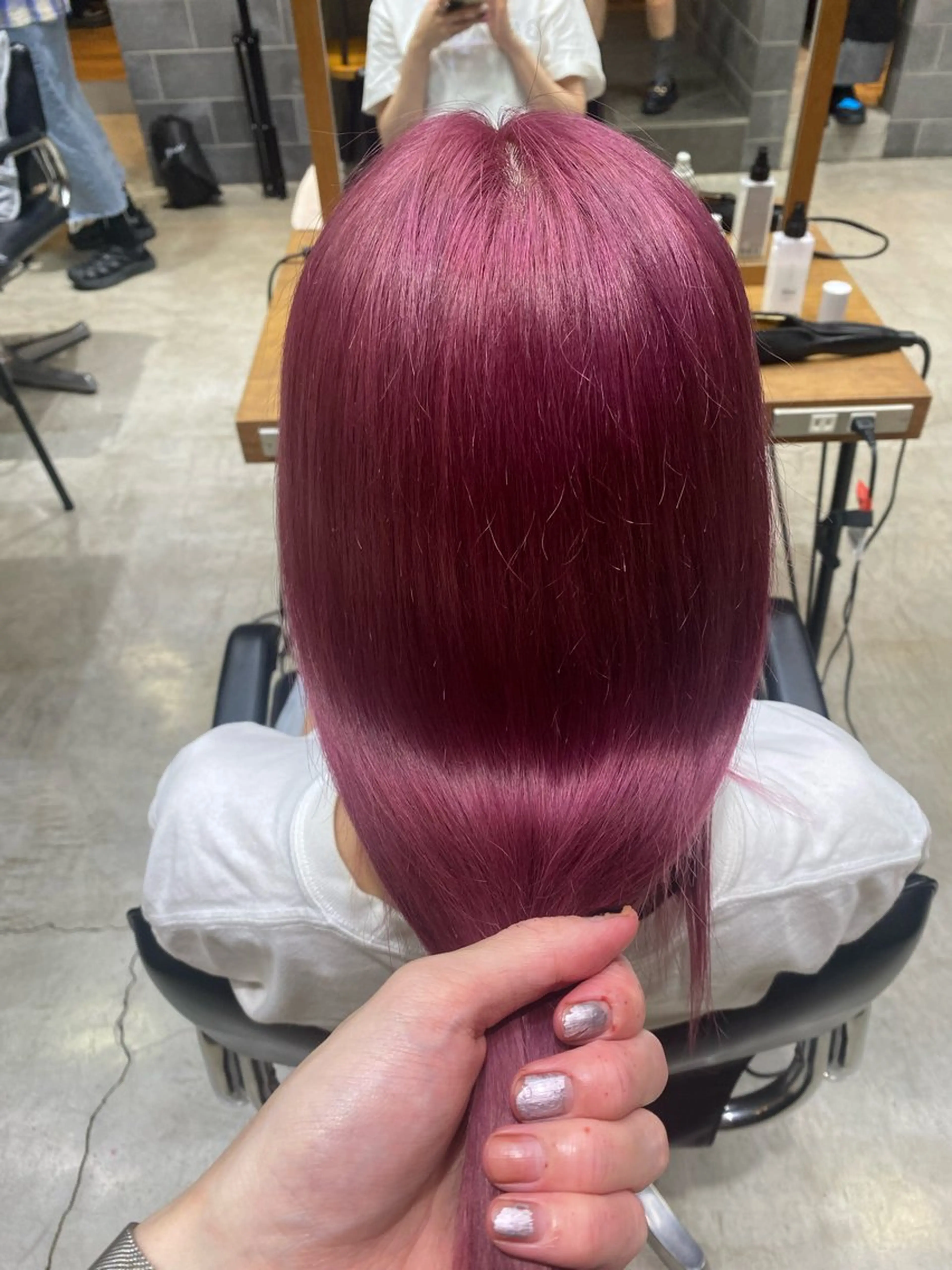 ミディアム カラー ウルフレイヤーカット モデル募集中はちすのヘアスタイル