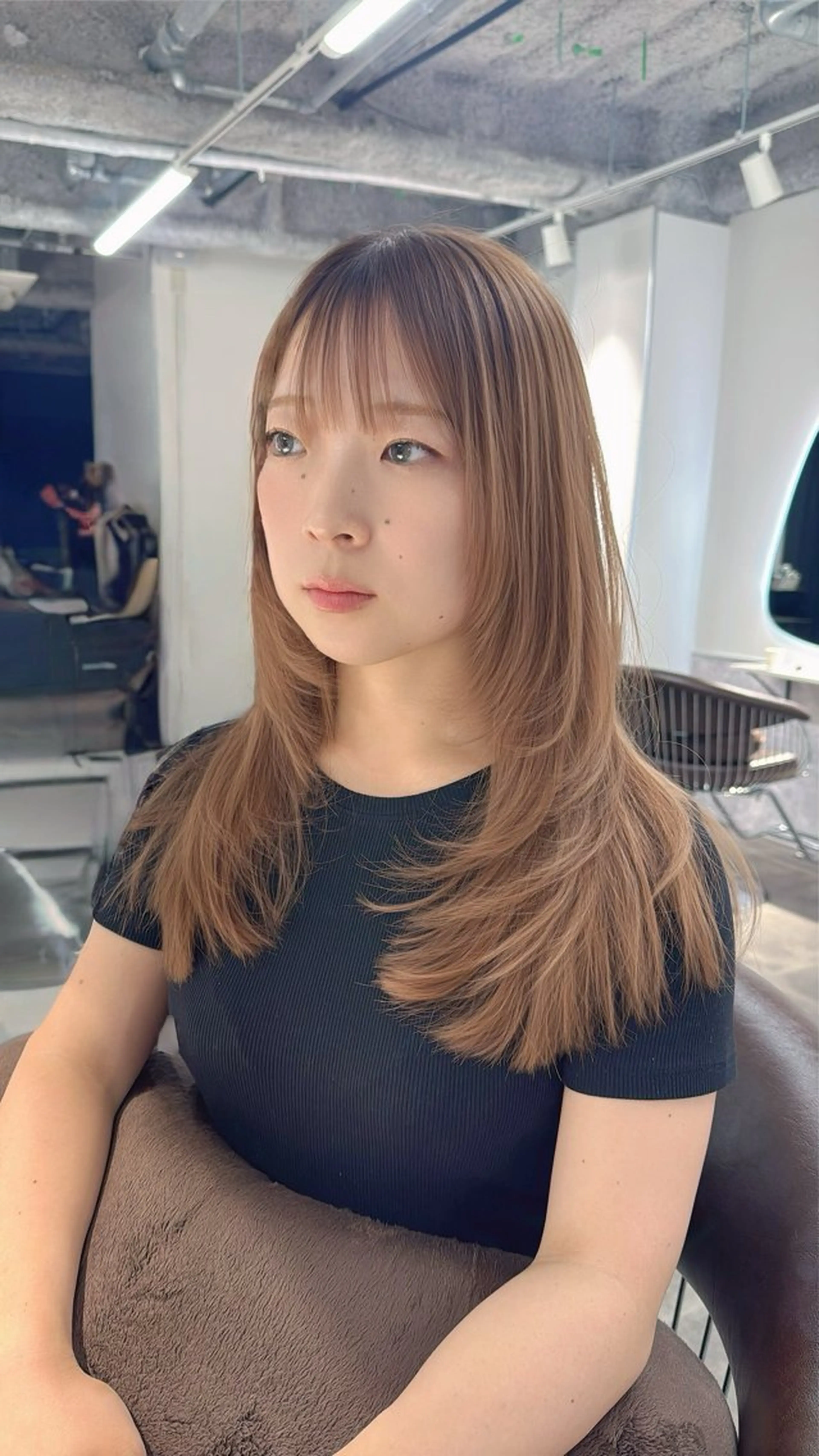 ミディアム カット ヘアカラー トリートメント 新宿/ハイトーン/ レイヤー/サカキのヘアスタイル