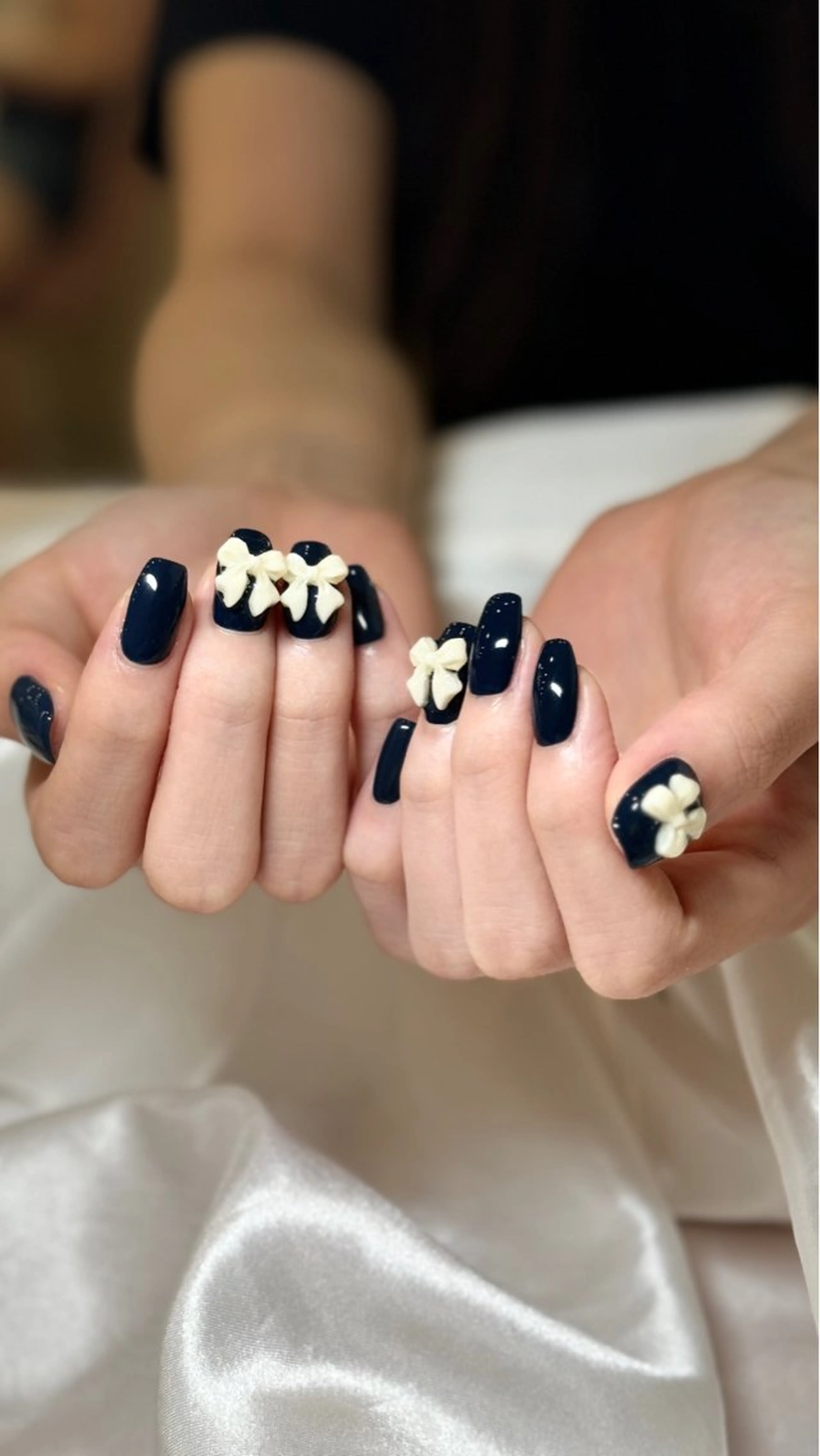 ネイル ブルー 成人式 リボン ホワイト nail salon neige所属・ジェムネイル Risa.のネイルデザイン