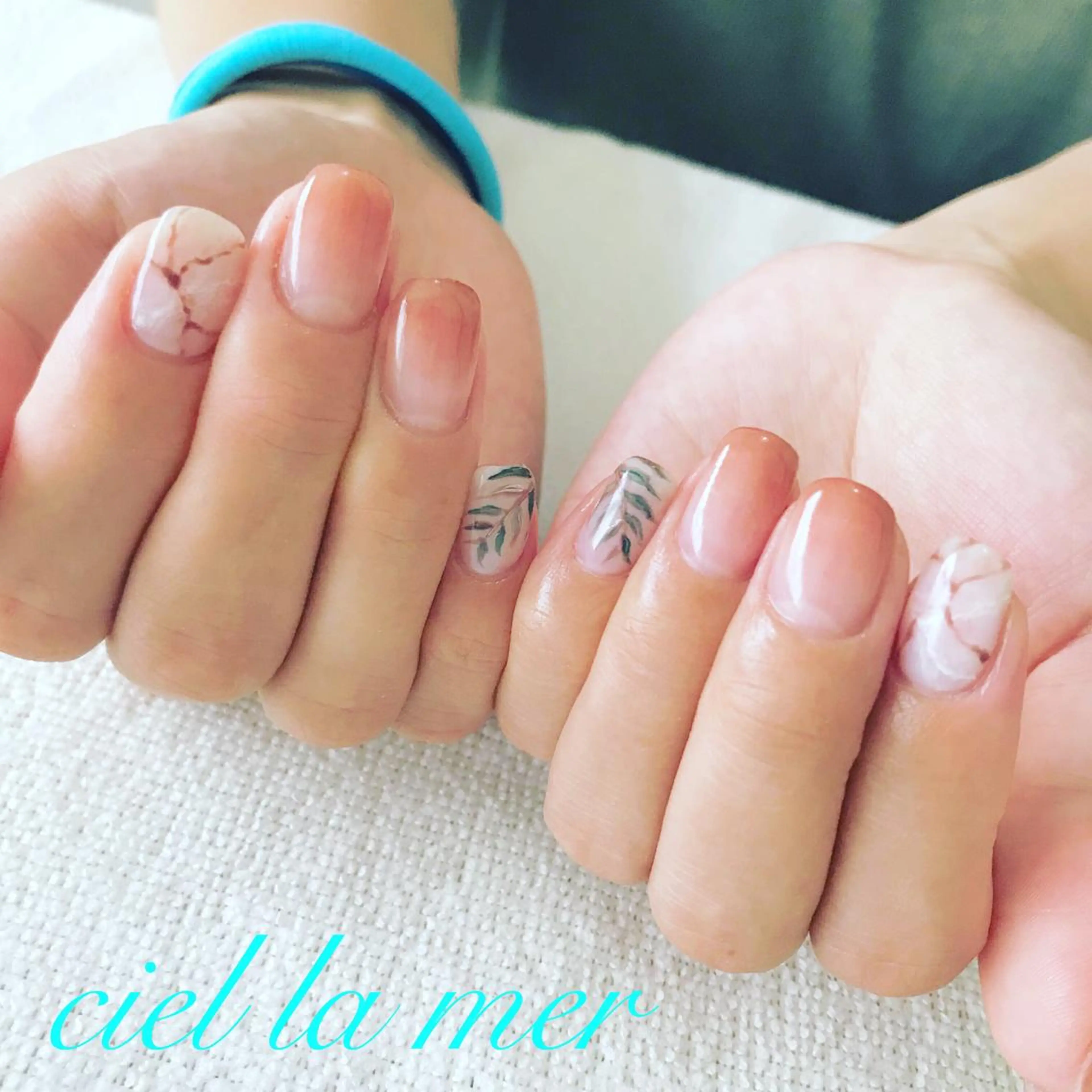 ネイル ハンドネイル フットネイル ciel la merのネイルデザイン