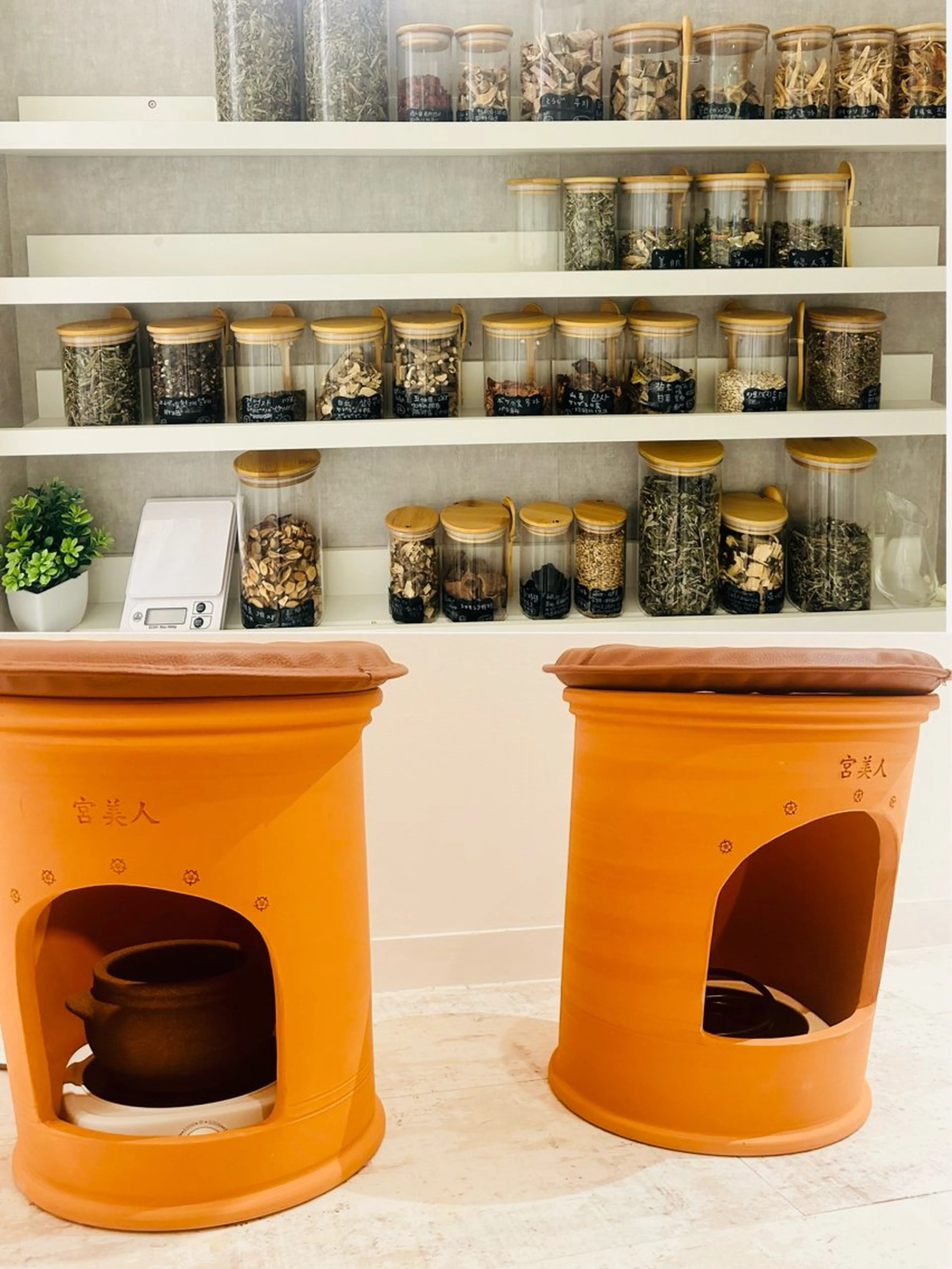 美容鍼灸サロン mahoroba院長のエステ・リラクイメージ