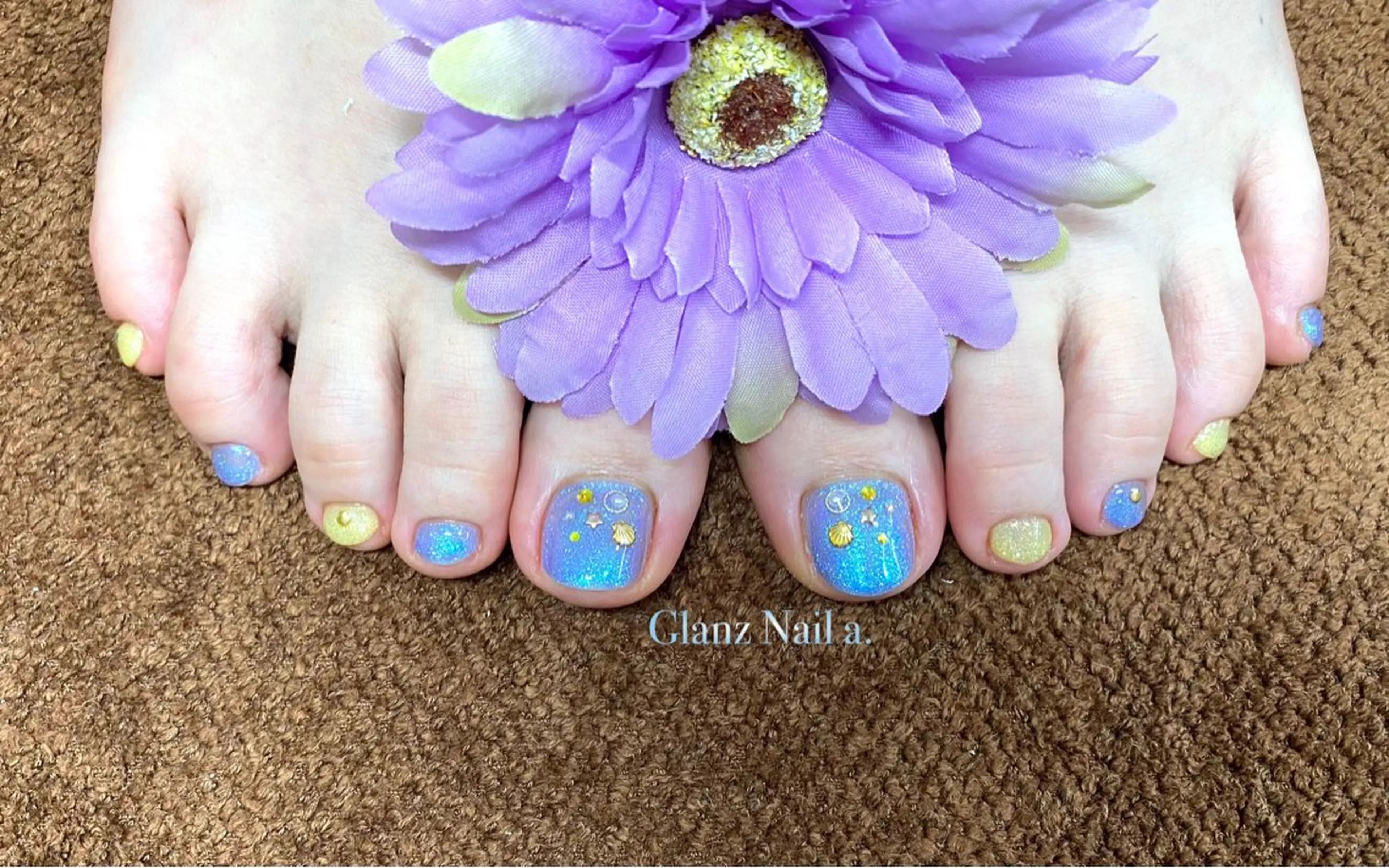 ネイル フットネイル Glanz  Nail aのネイルデザイン