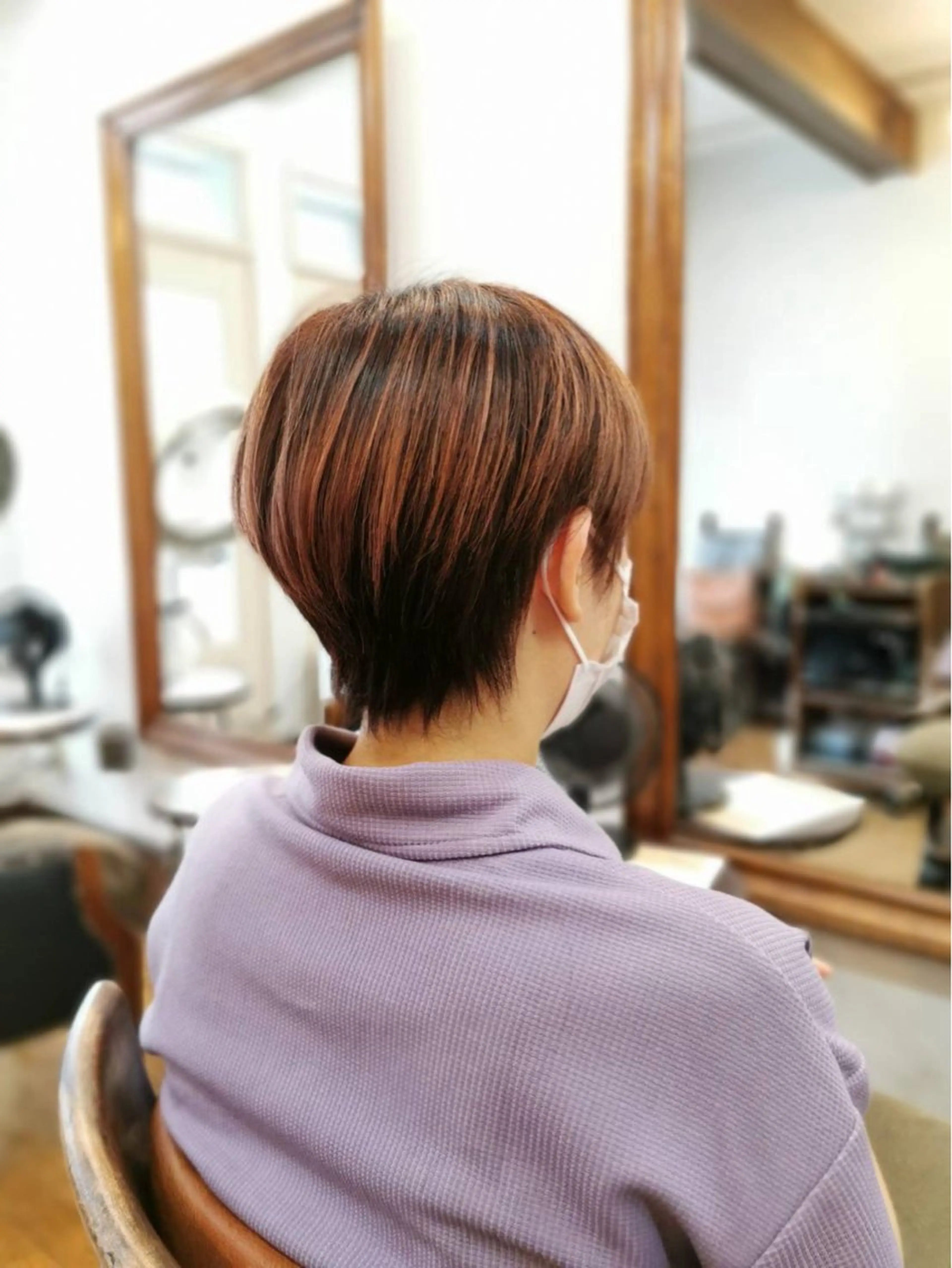 ショート カラー プリバート所属・上間 洋子のヘアスタイル