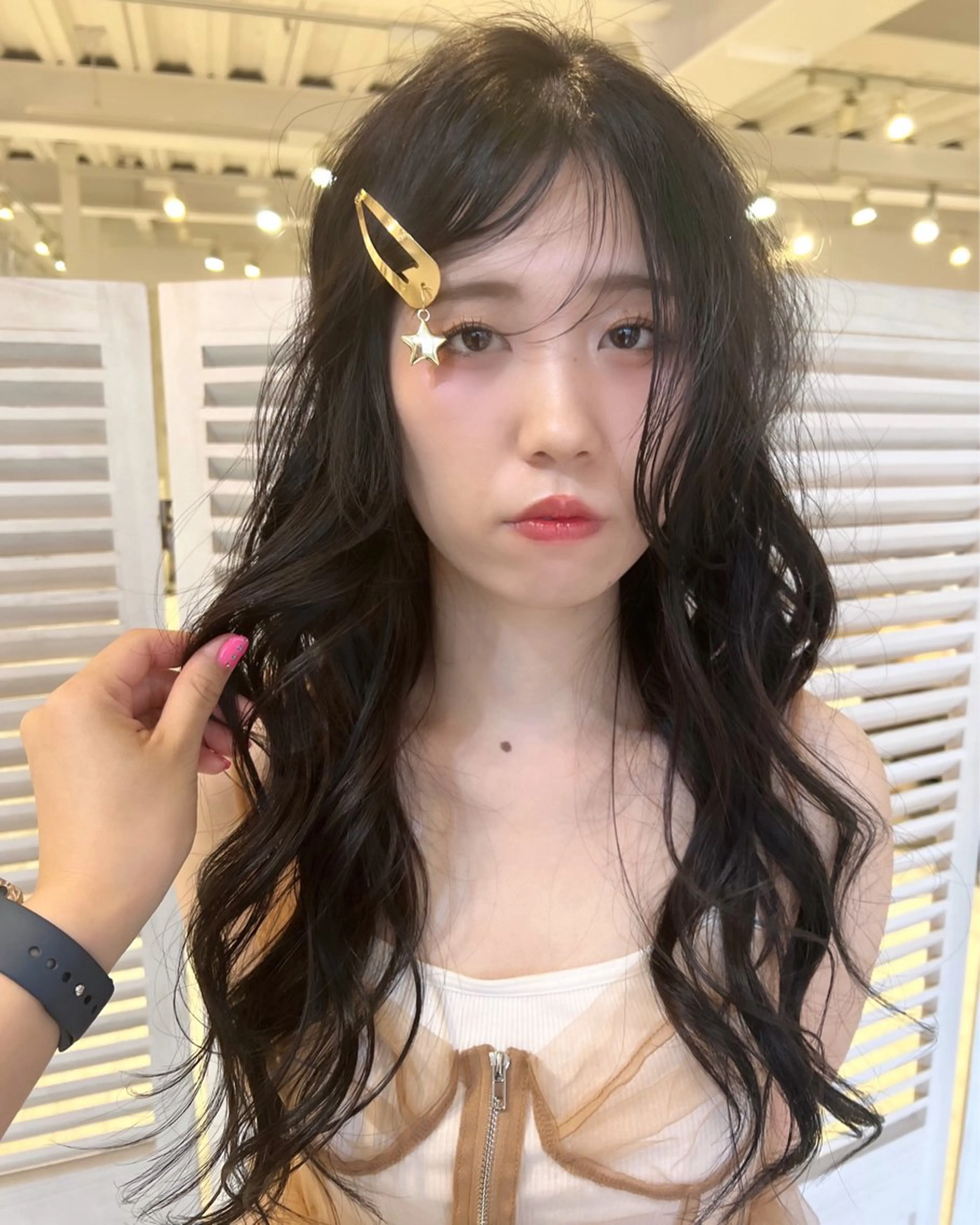 ロング レイヤーカット ローレイヤー 韓国ヘア 🎀華澄のヘアスタイル