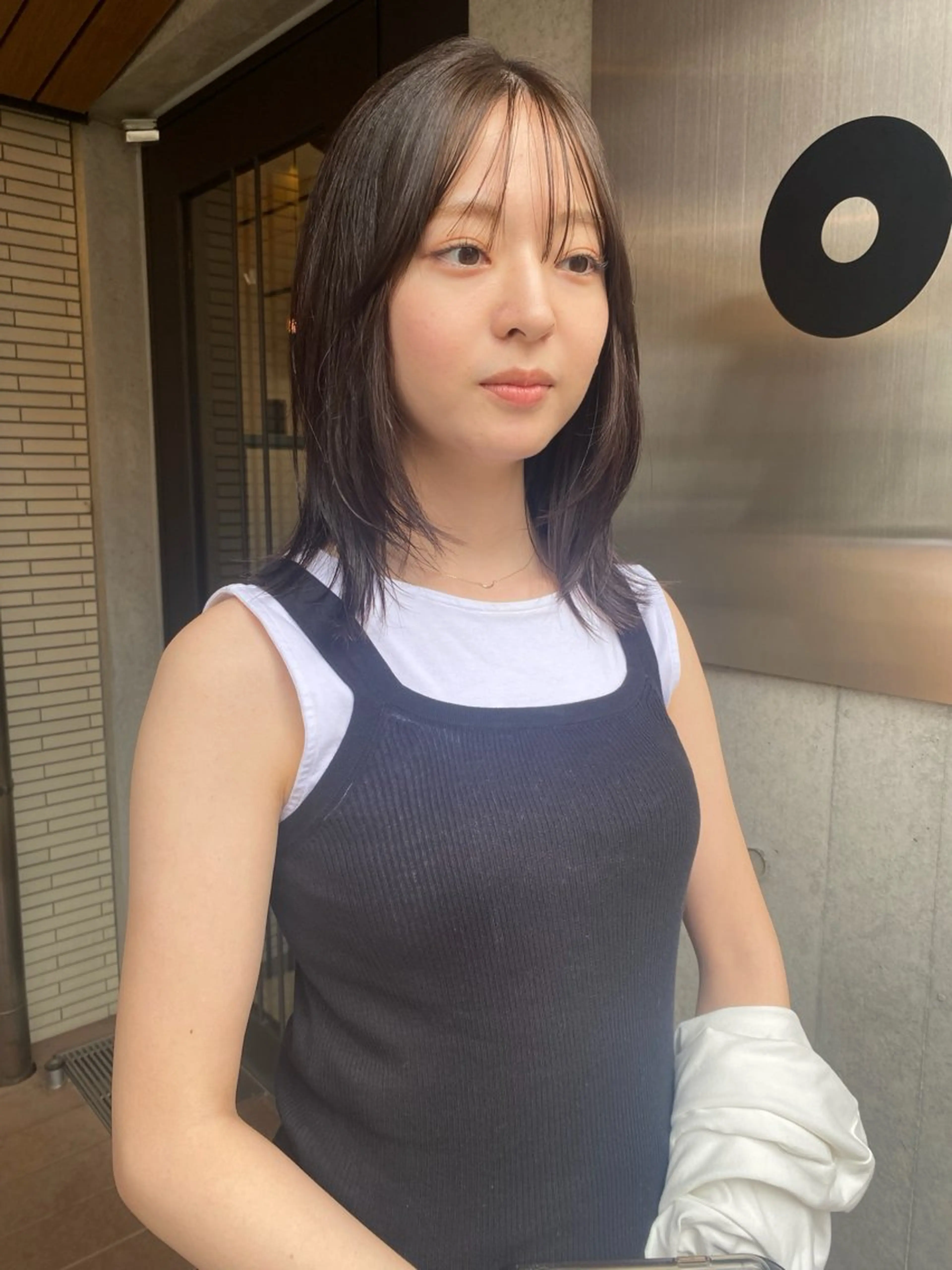 セミロング ヘアカラー トリートメント YUUK I/レイヤーのヘアスタイル