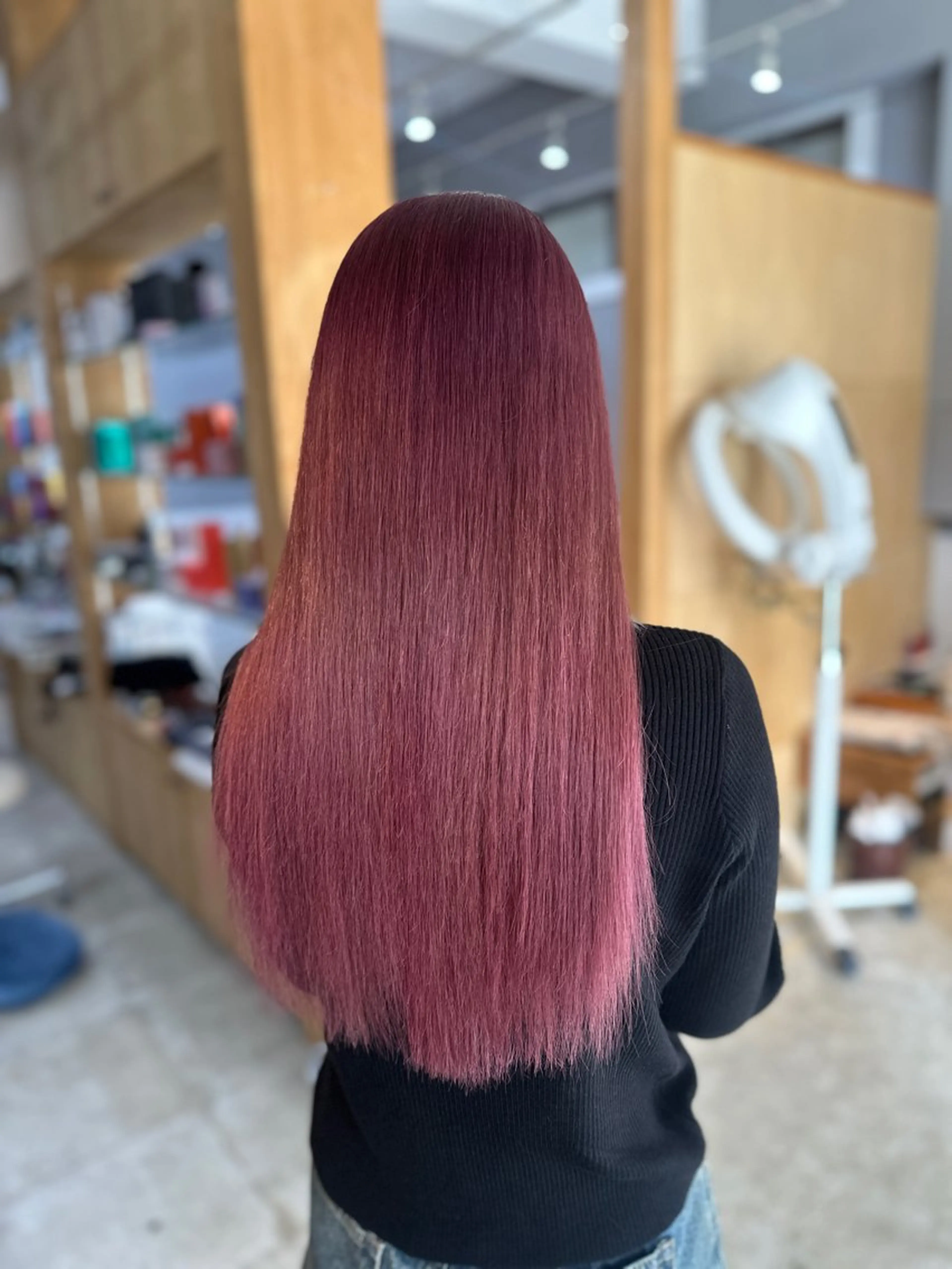 ミディアム ヘアカラー トリートメント miloc MOMOKAのヘアスタイル