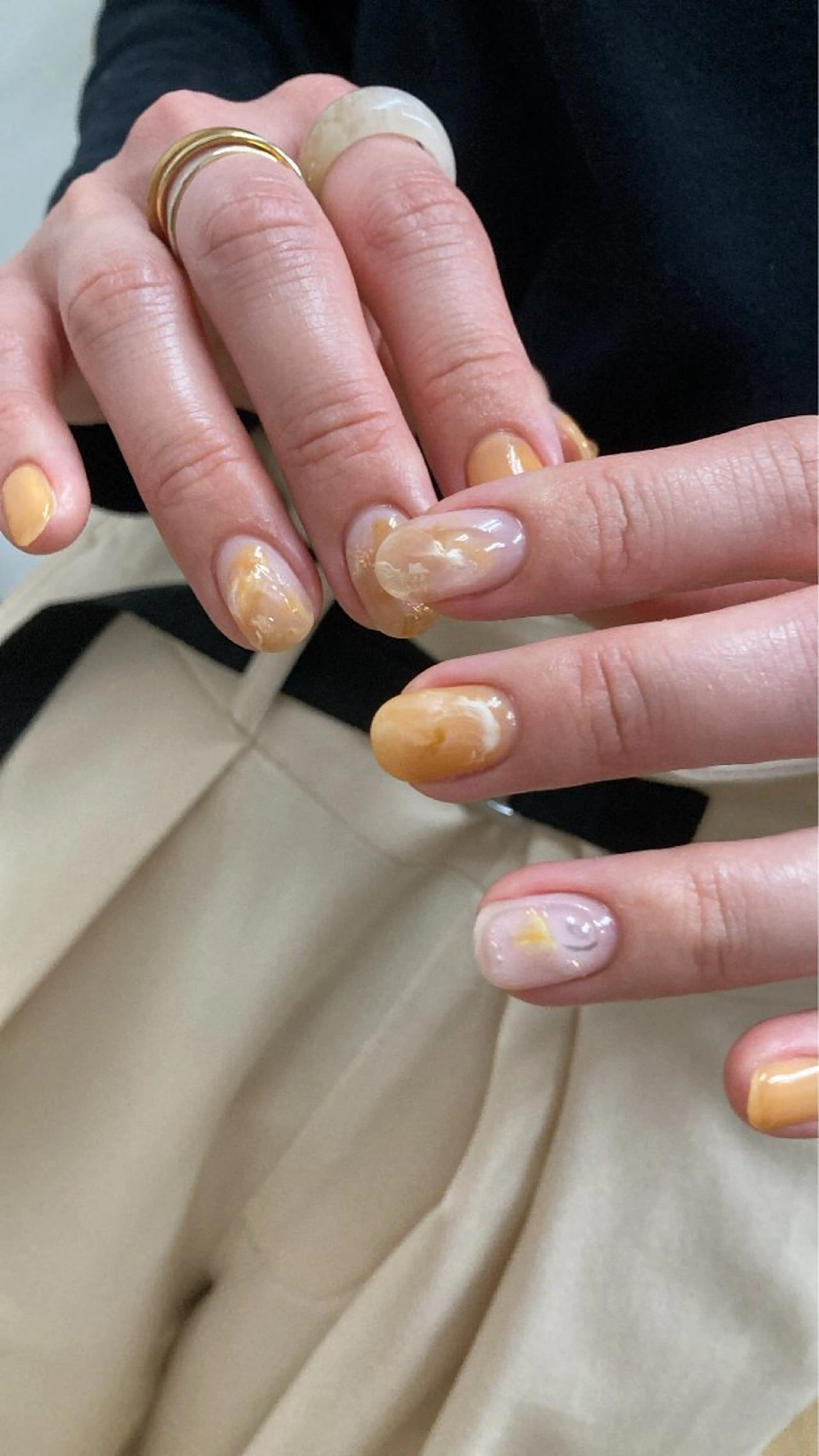 ネイル nailsalon hue所属・小山 羽奈のネイルデザイン